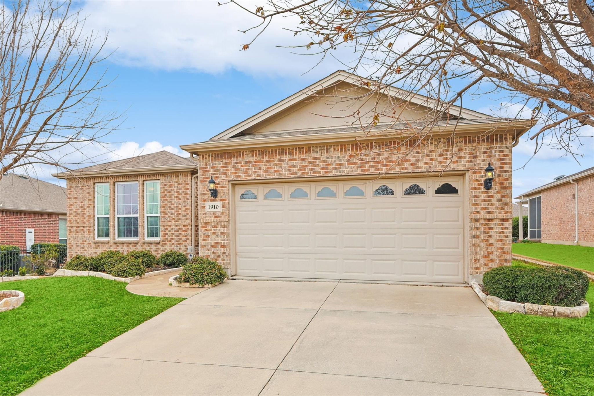 1910 Dexter Lane Frisco TX 75036