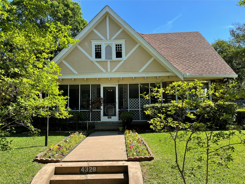 4328 Vandelia Street Dallas TX 75219