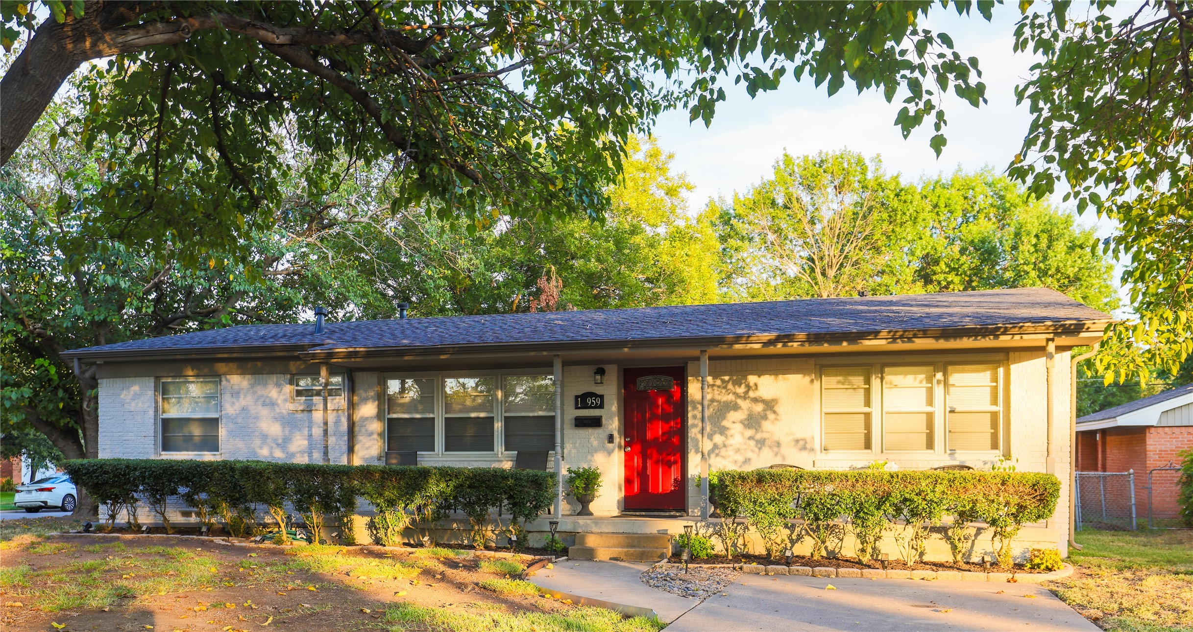 10959 Park Oak Circle Dallas TX 75228