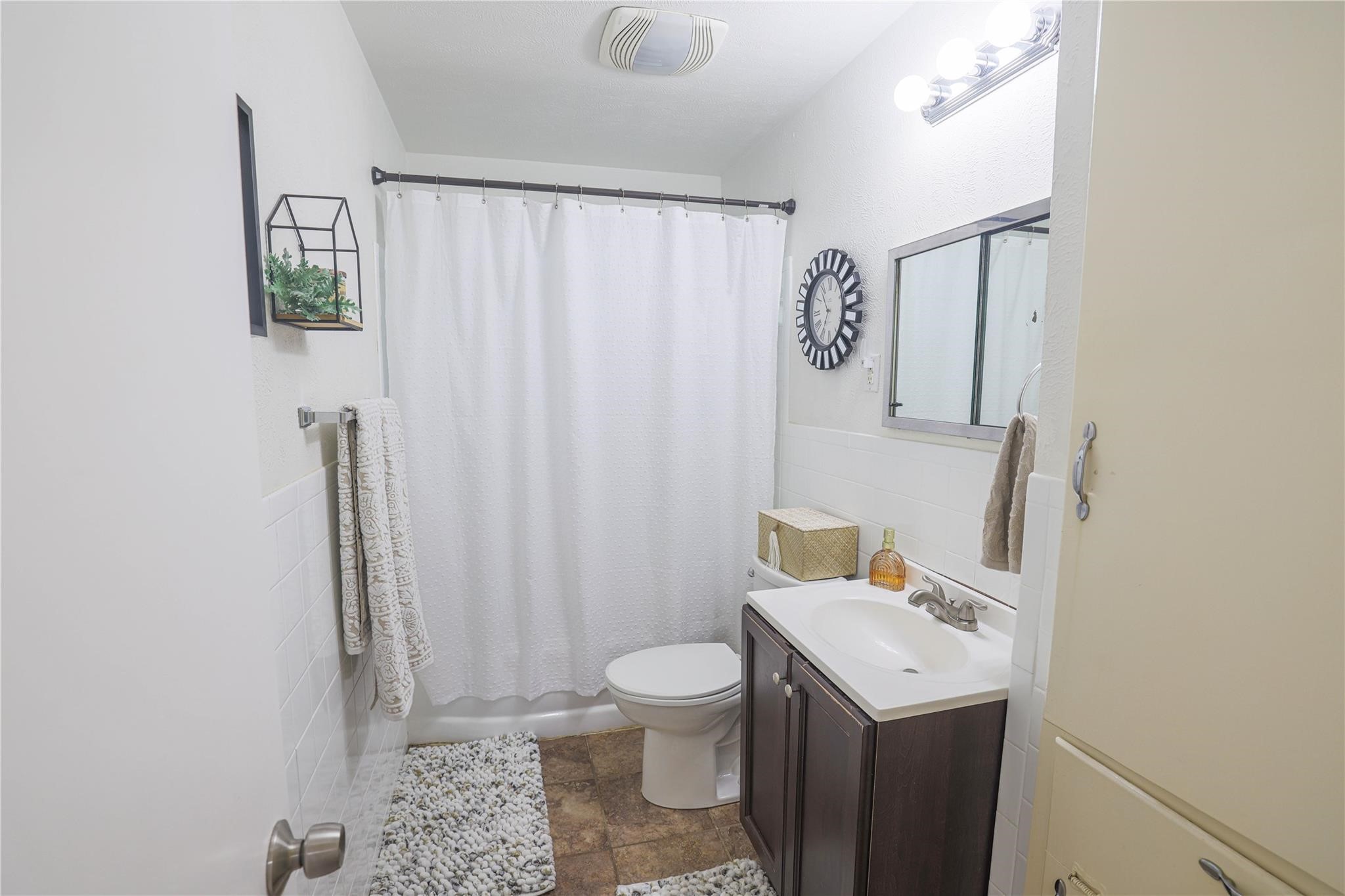 10959 Park Oak Circle Dallas TX 75228