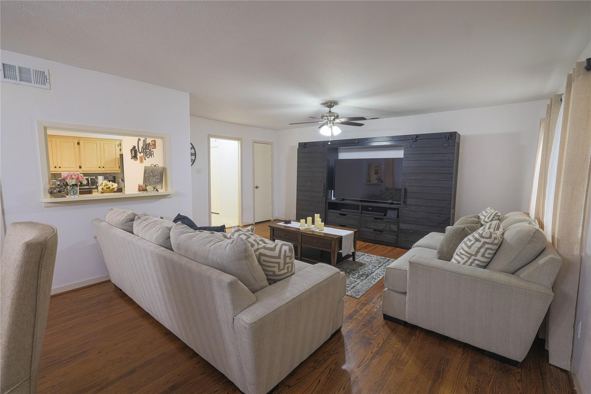 10959 Park Oak Circle Dallas TX 75228