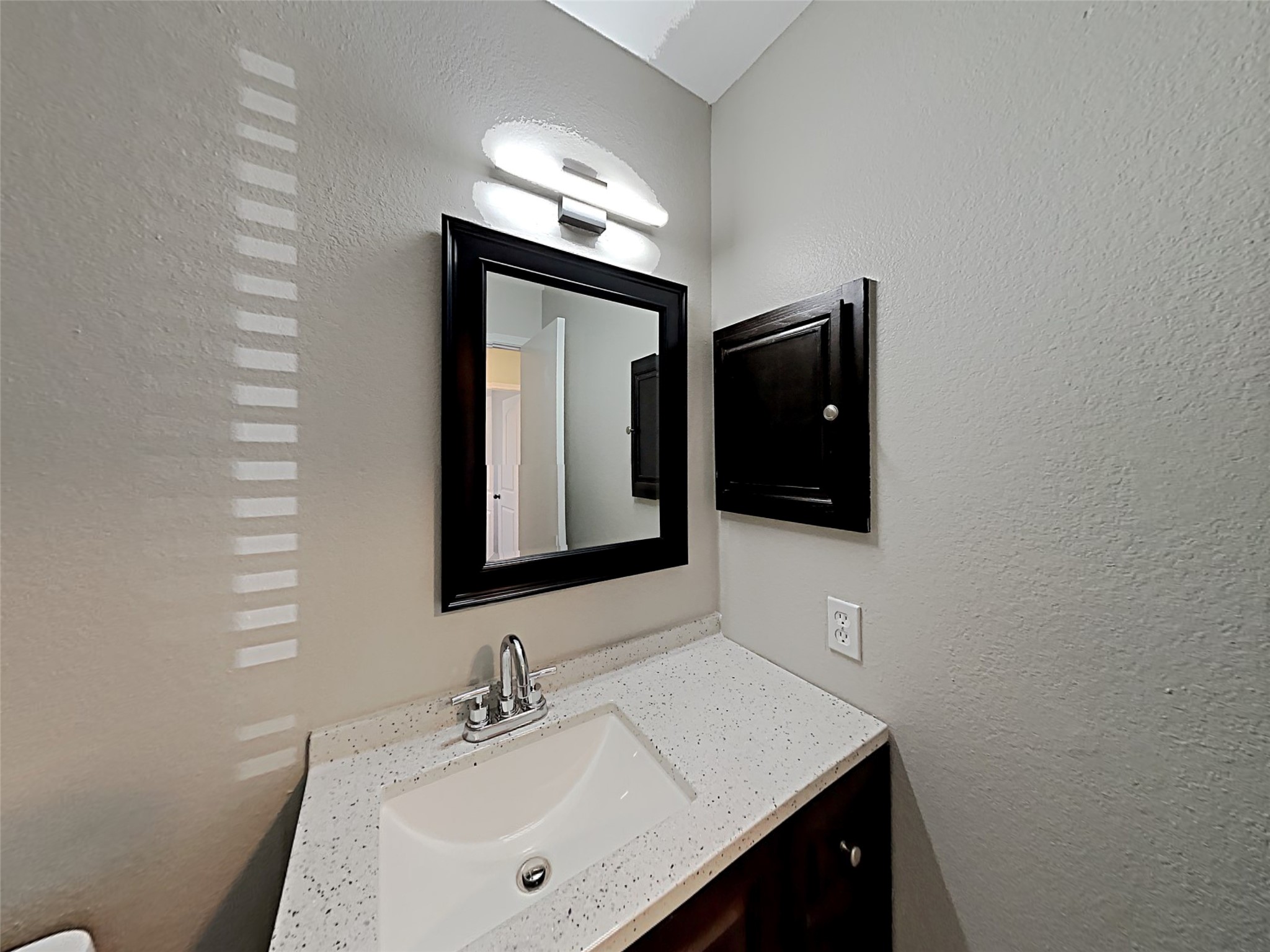 833 Weaver Street Cedar Hill TX 75104
