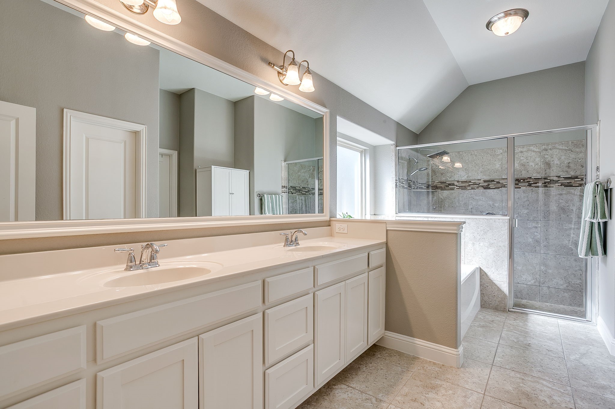 220 Parkview Drive Aledo TX 76008