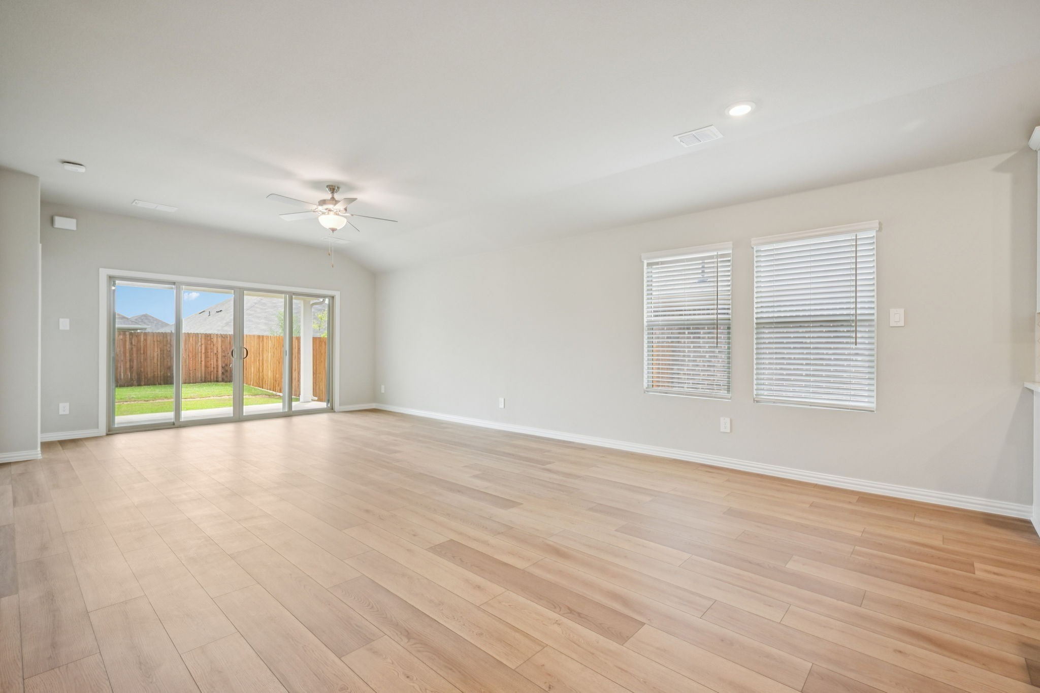 2105 Rannoch Street Sherman TX 75092