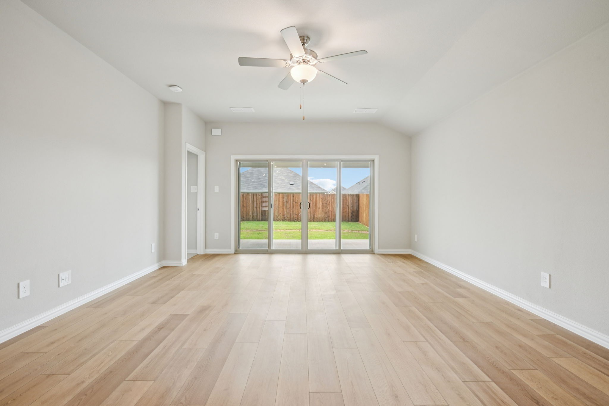 2105 Rannoch Street Sherman TX 75092