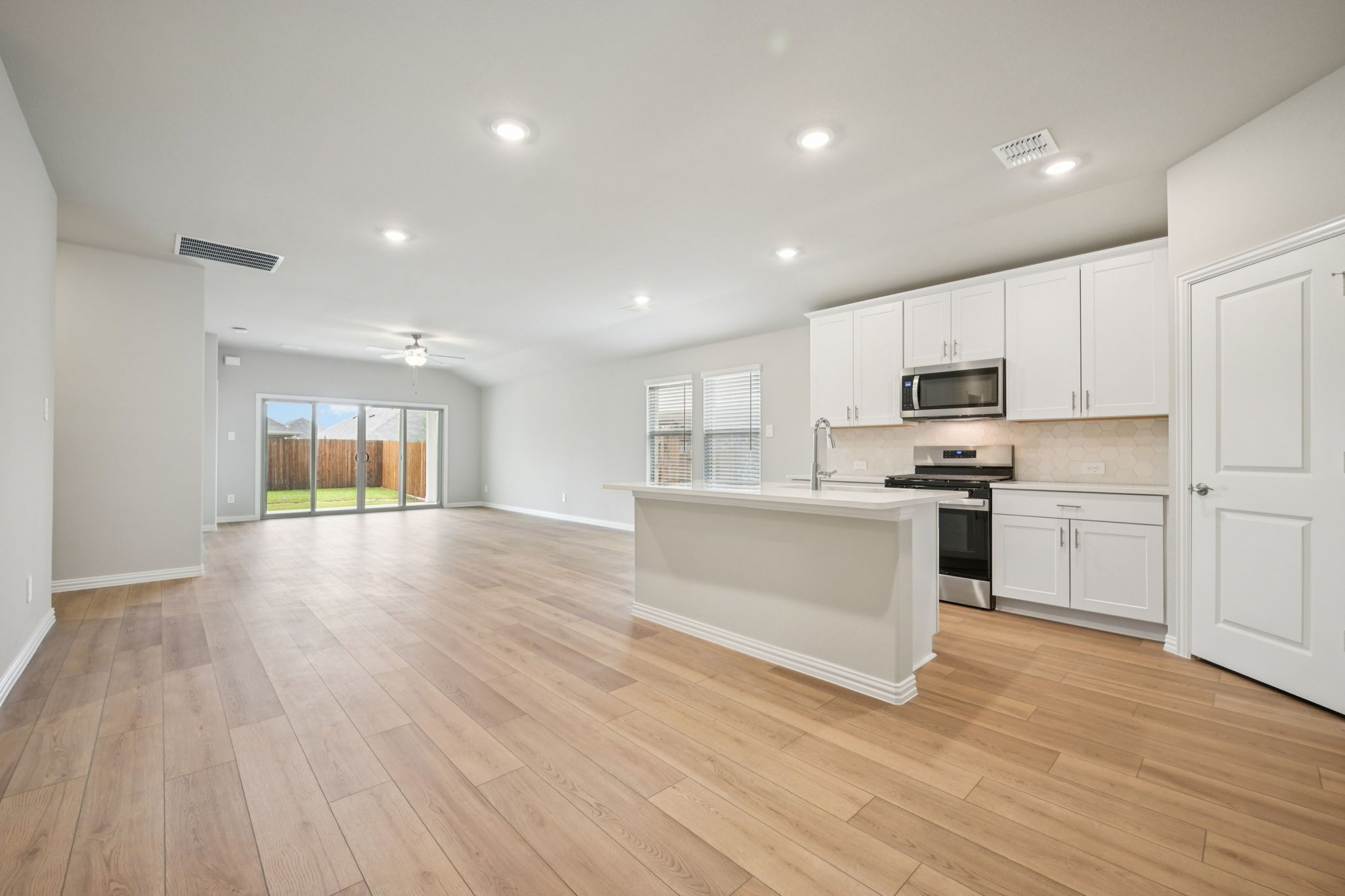 2105 Rannoch Street Sherman TX 75092