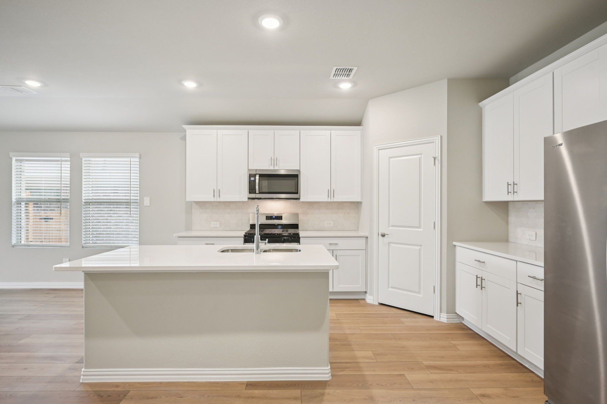 2105 Rannoch Street Sherman TX 75092