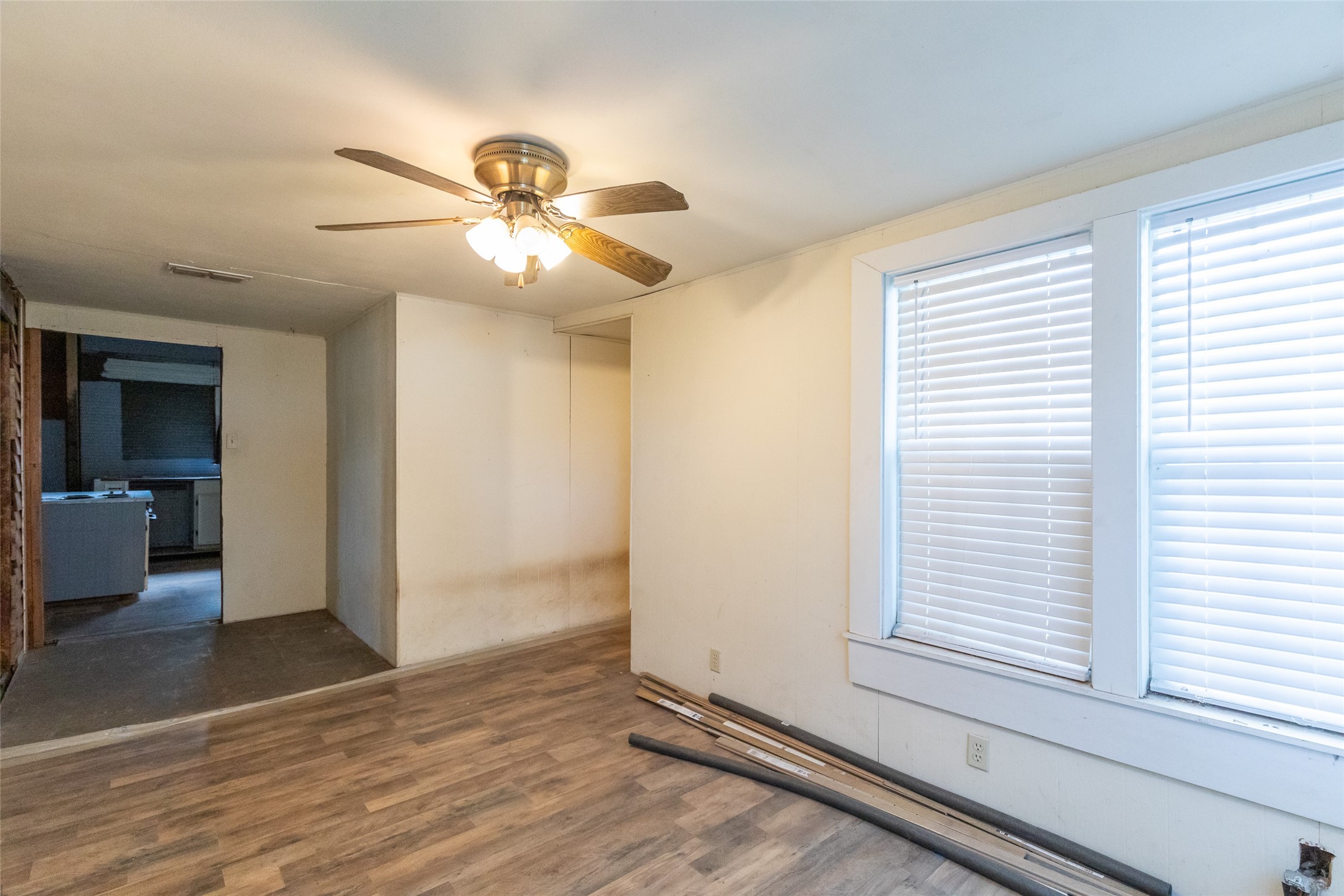 601 W 3rd Street Baird TX 79504