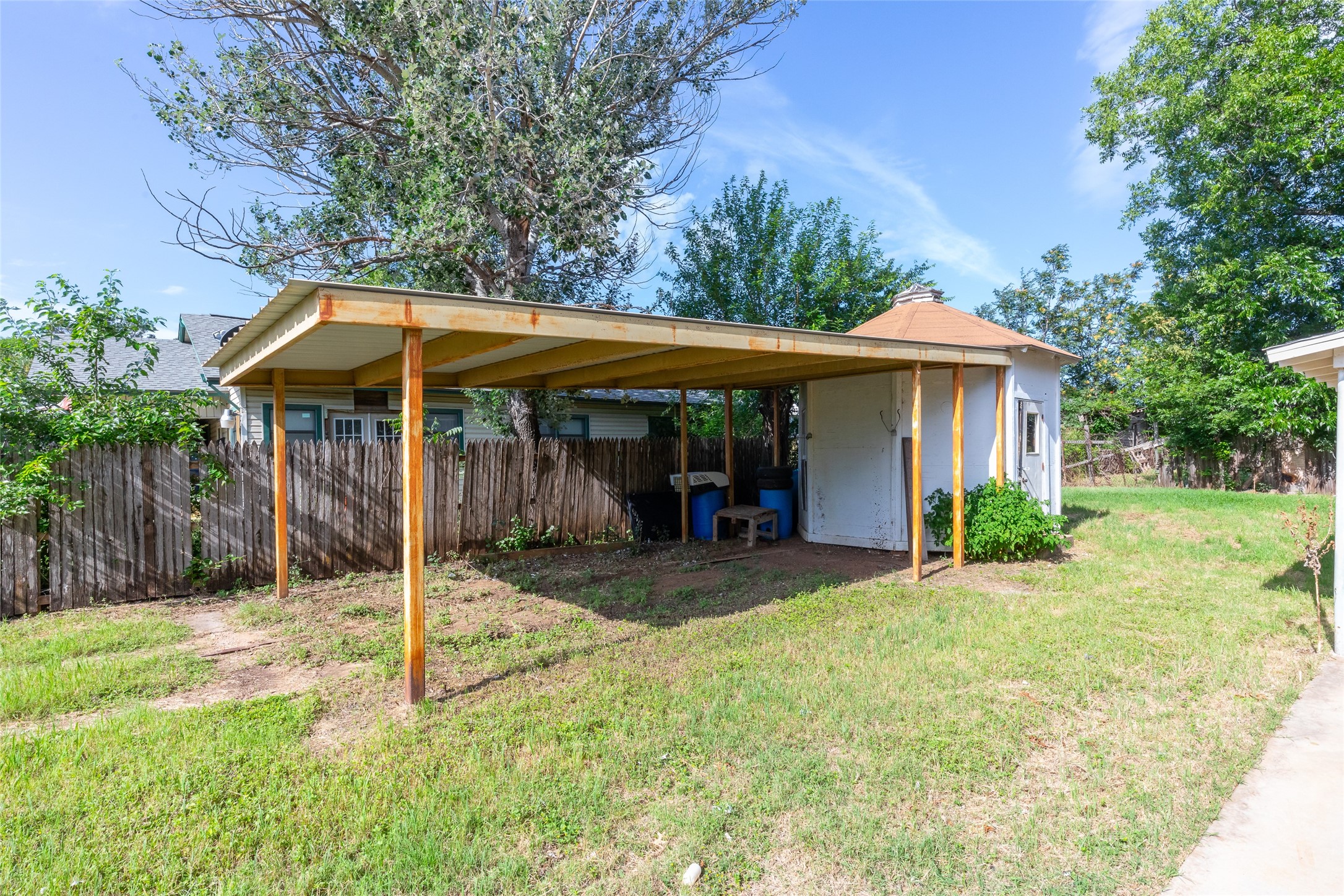 601 W 3rd Street Baird TX 79504