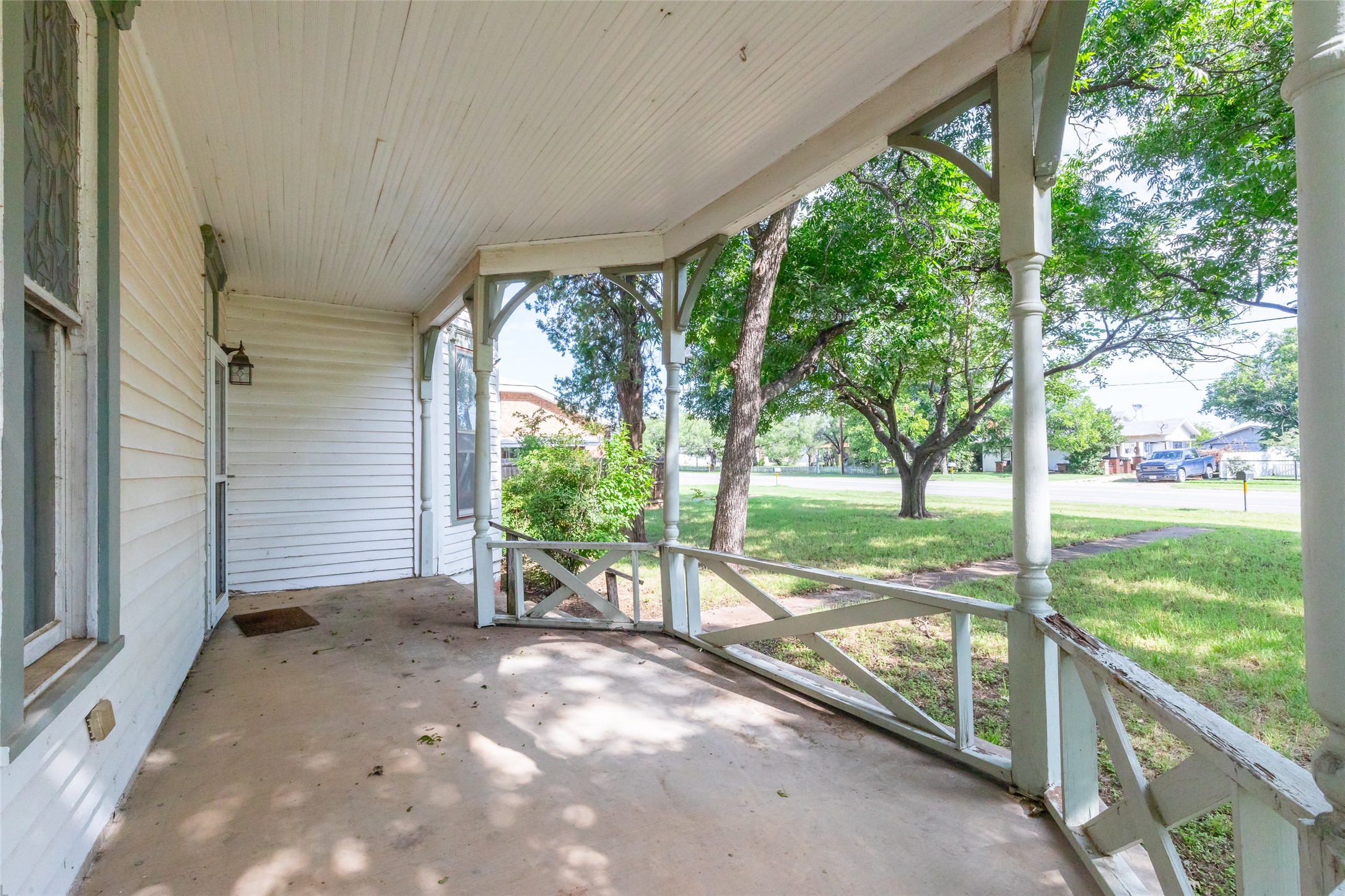 601 W 3rd Street Baird TX 79504