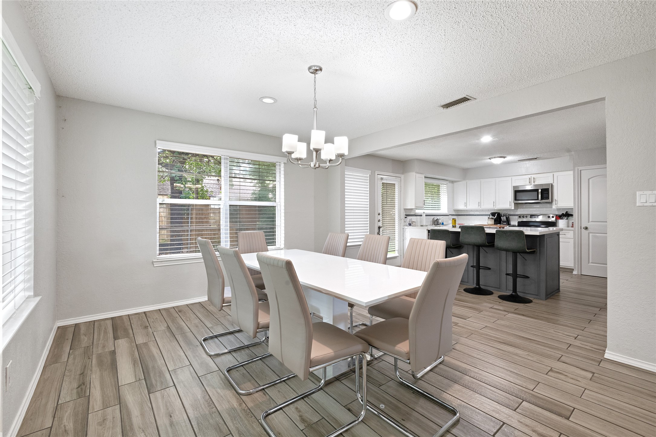 4808 Butterfield Road Arlington TX 76017