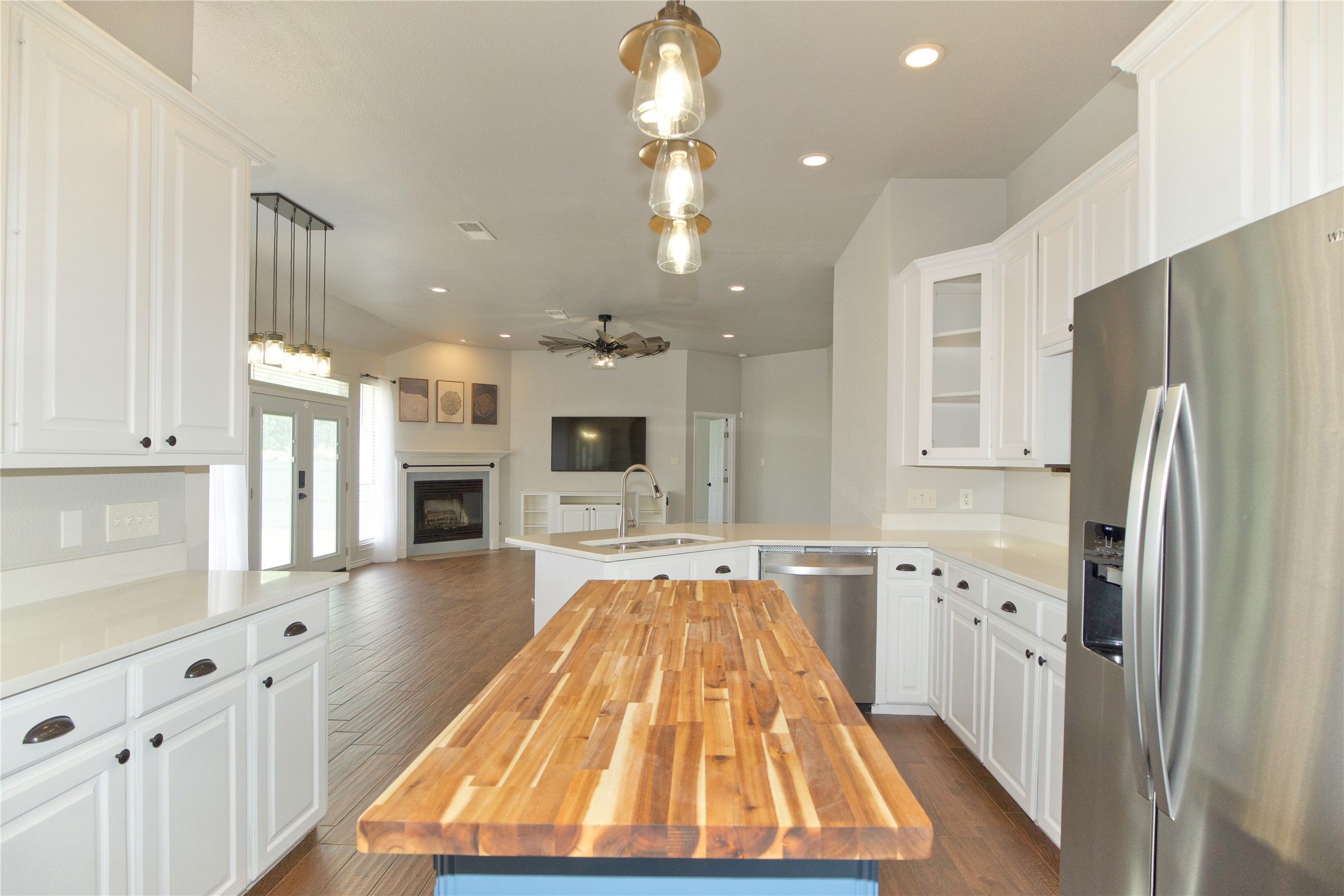 732 N Elm Street Muenster TX 76252