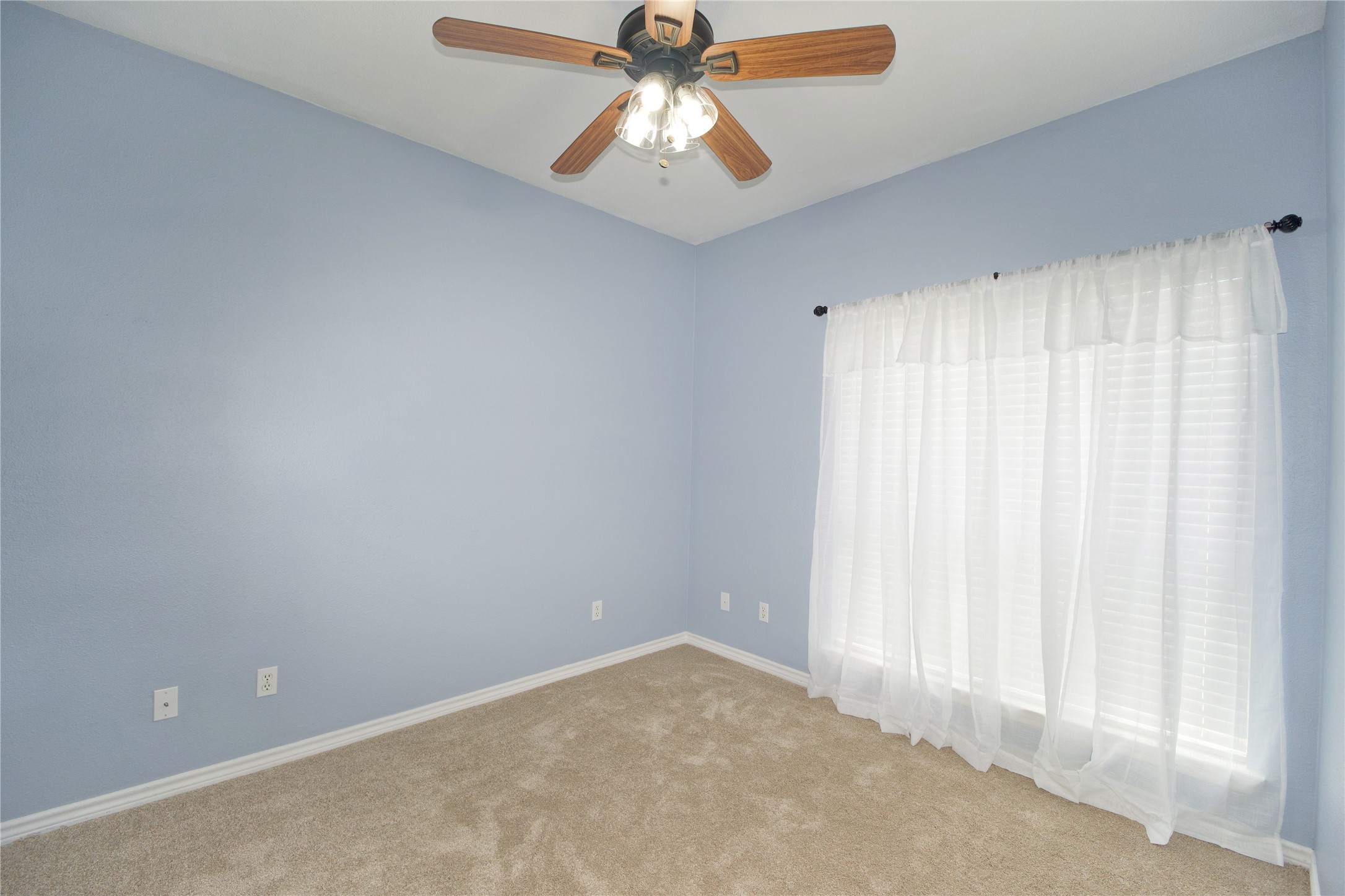 732 N Elm Street Muenster TX 76252