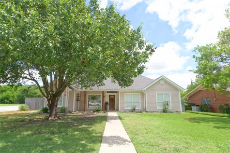 732 N Elm Street Muenster TX 76252