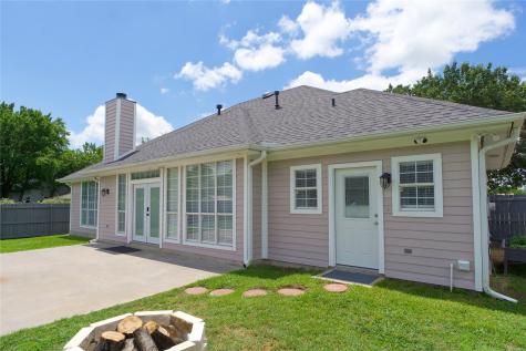 732 N Elm Street Muenster TX 76252