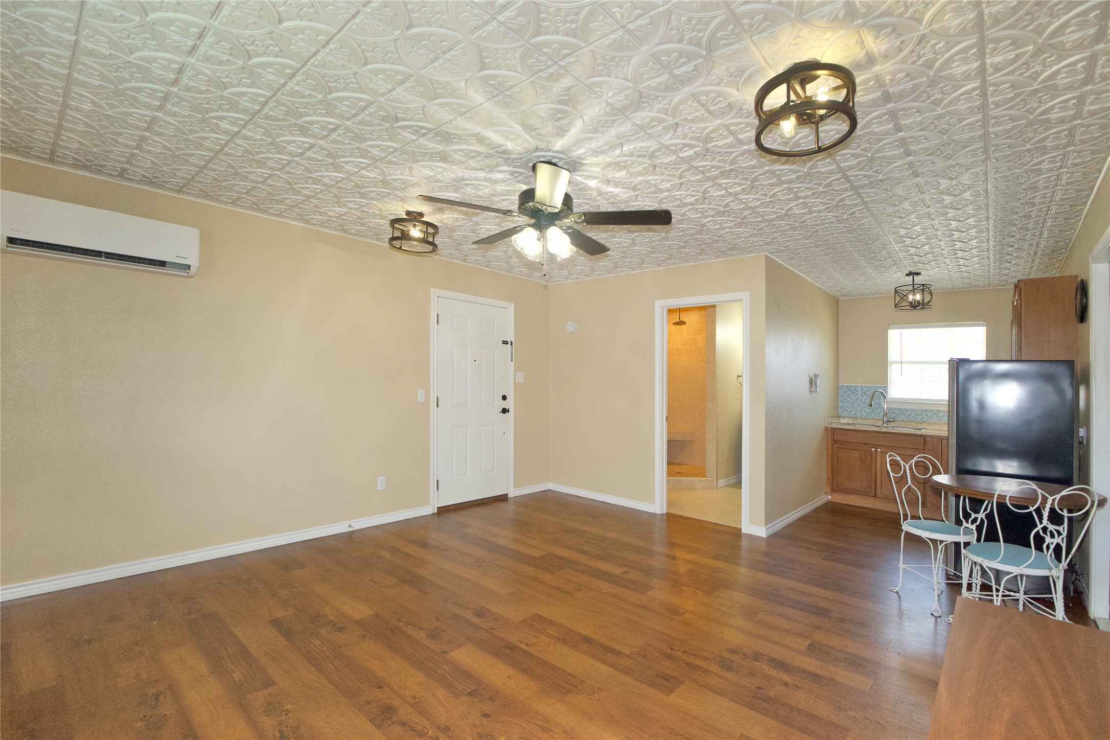 732 N Elm Street Muenster TX 76252