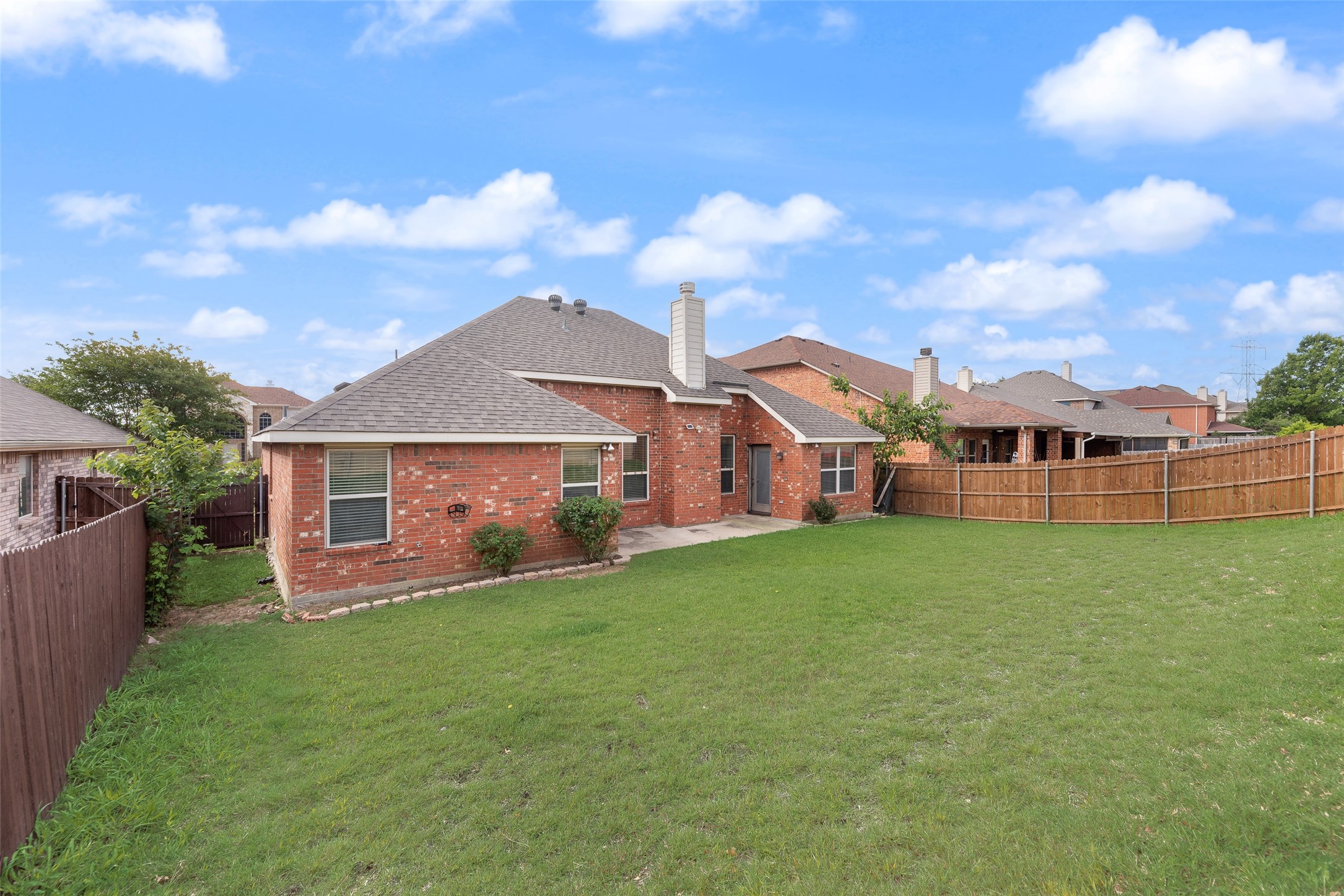 1517 White Willow Lane Arlington TX 76002
