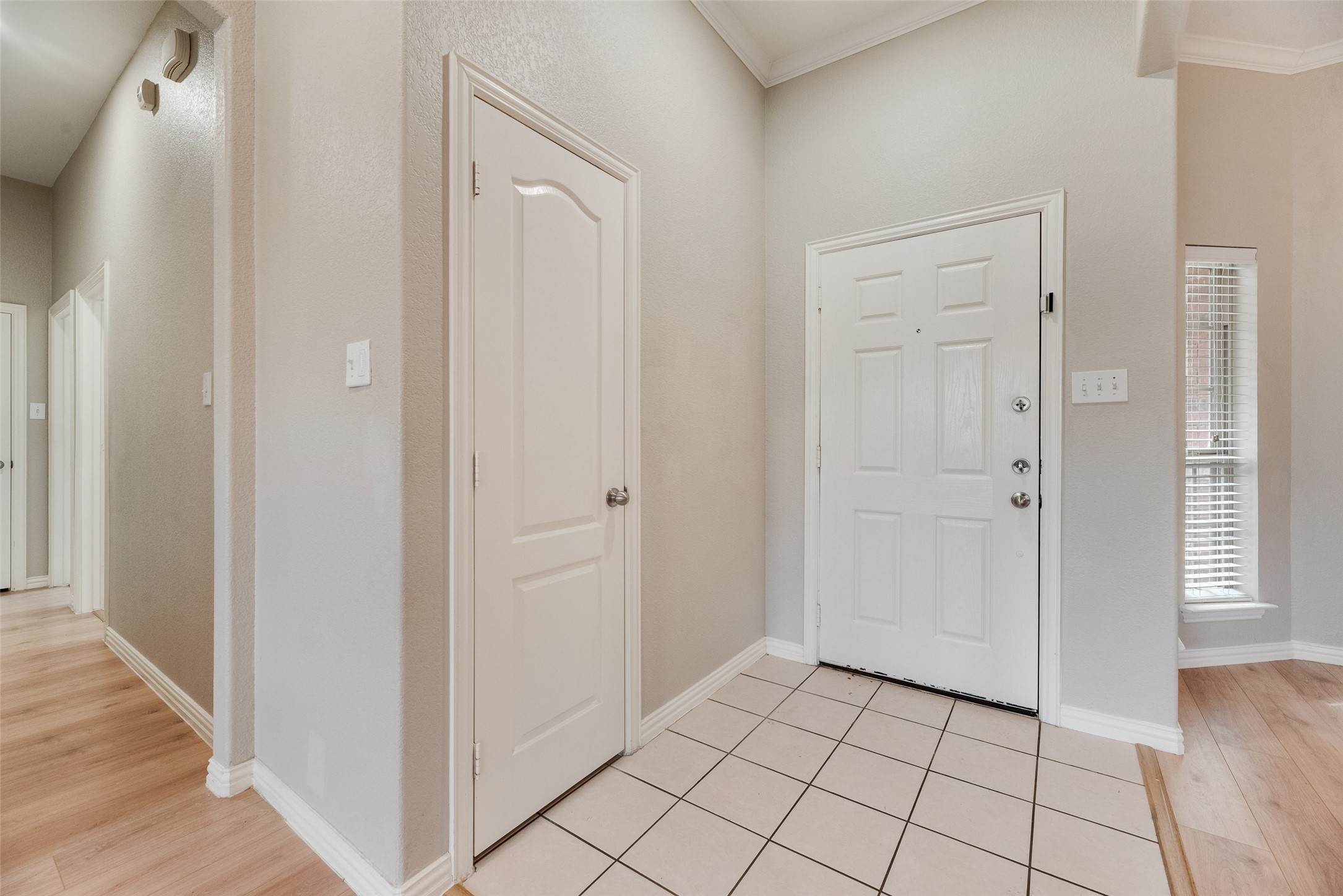 1517 White Willow Lane Arlington TX 76002