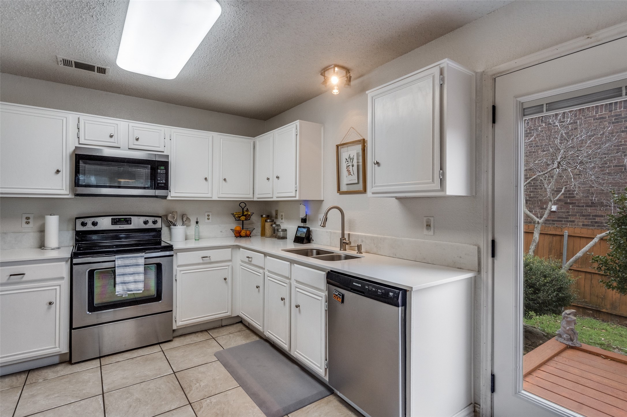 606 Bandera Street Mckinney TX 75072