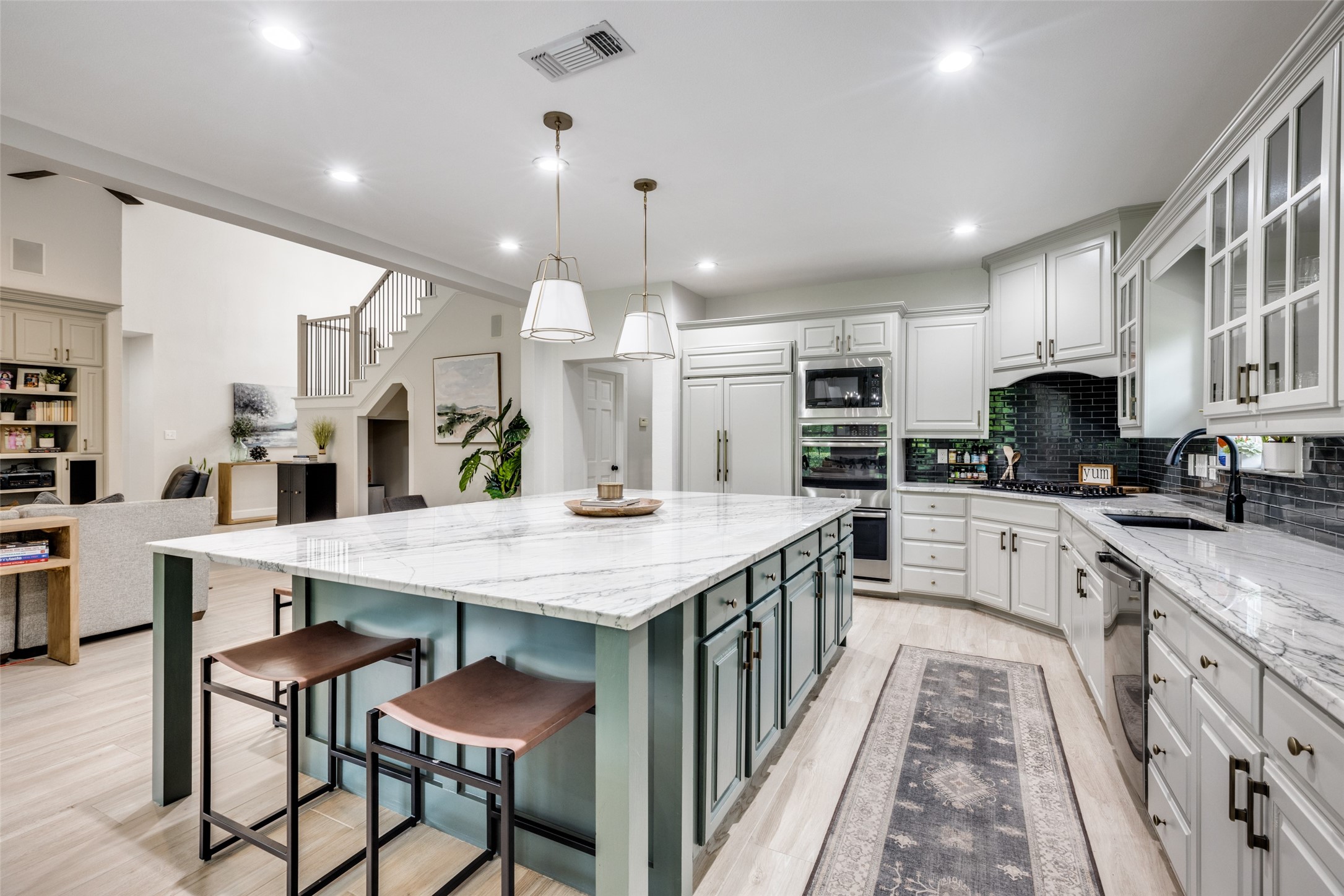 2706 Brookside Lane Mckinney TX 75072