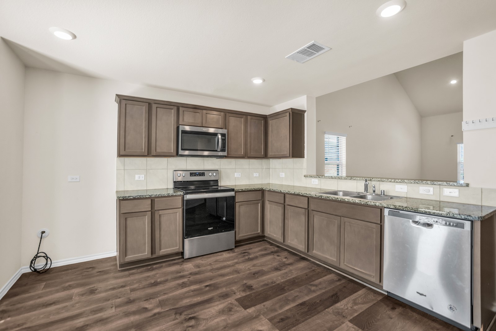 1815 Crimson Avenue Farmersville TX 75442