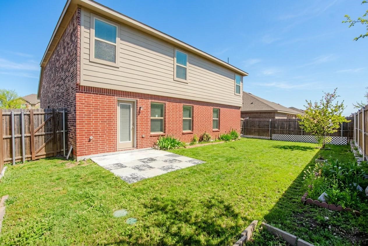 1815 Crimson Avenue Farmersville TX 75442