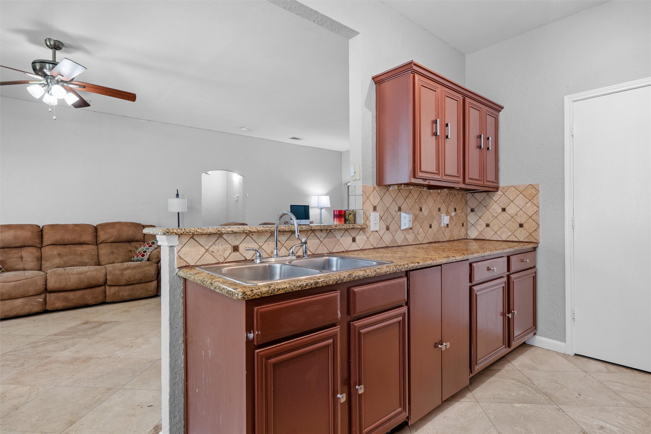 3145 Ronay Drive Forest Hill TX 76140