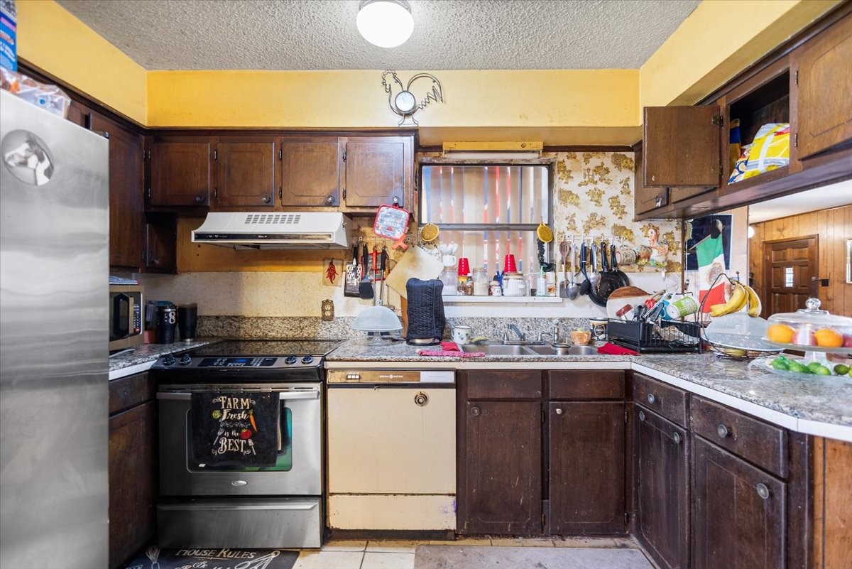2605 Vz County Road 4923 Ben Wheeler TX 75754