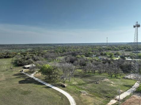 190 County Road 3198 Valley Mills TX 76689