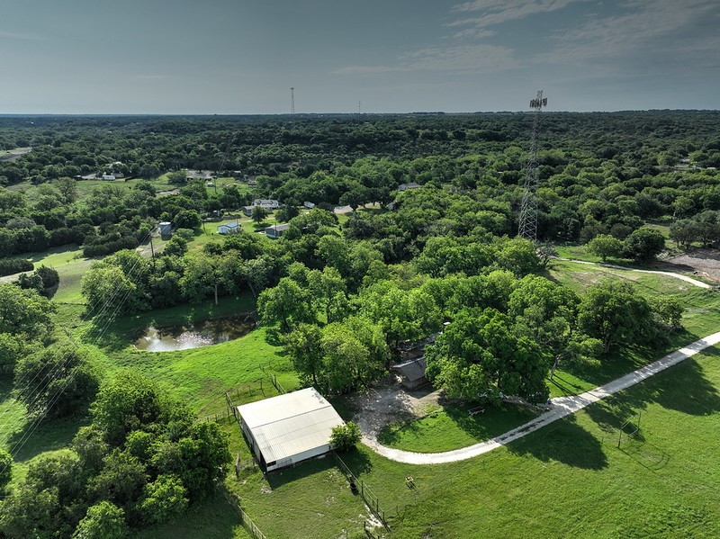 190 County Road 3198 Valley Mills TX 76689