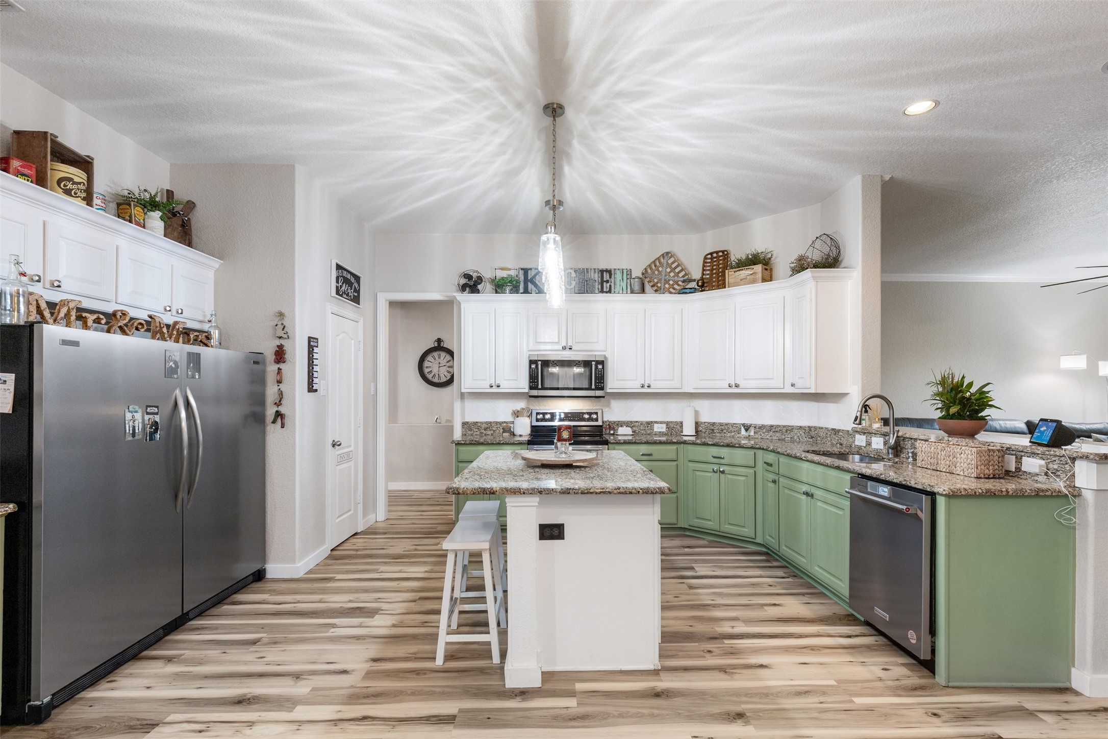 4404 Cluster Oak Court Granbury TX 76049