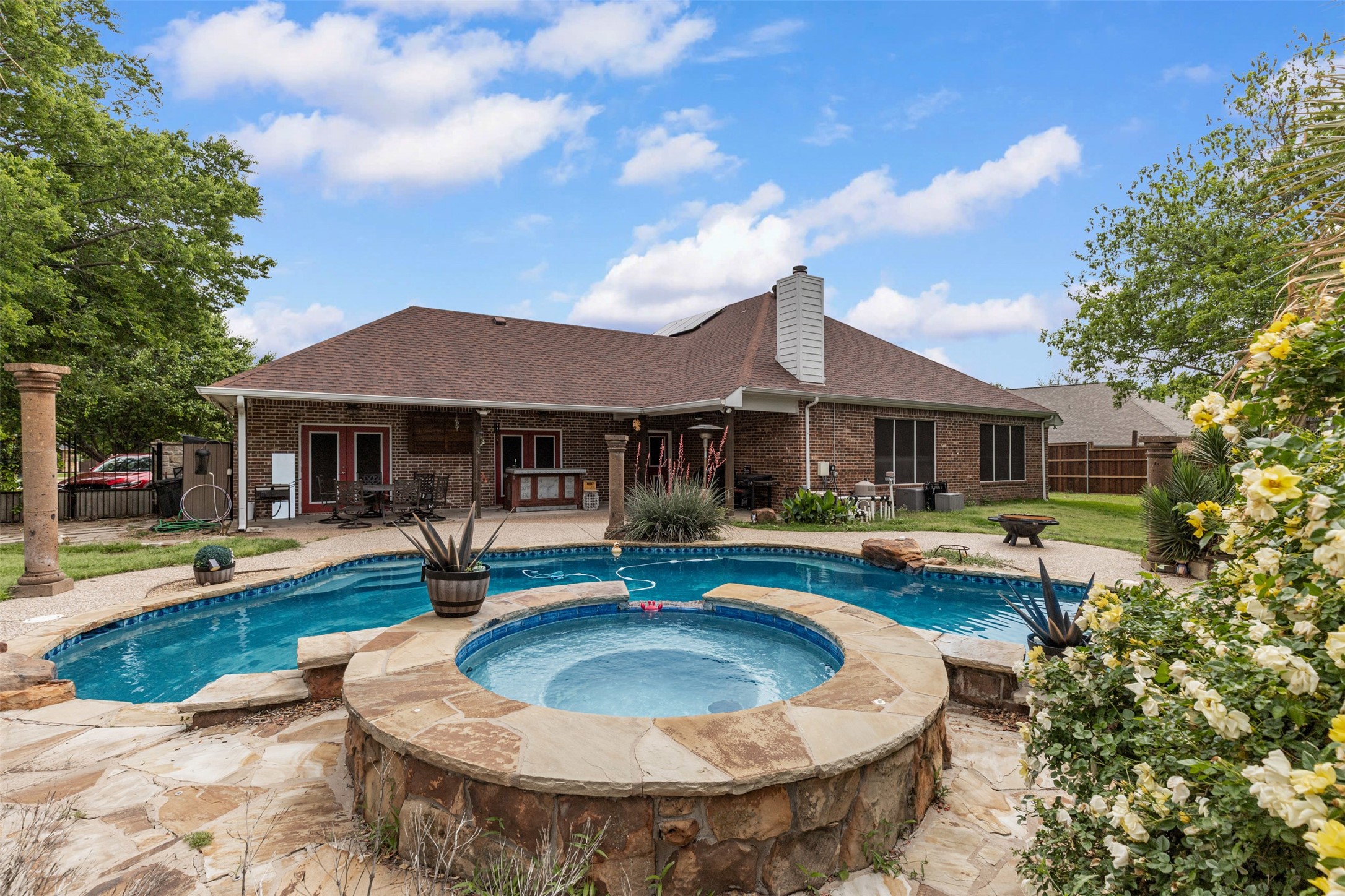 4404 Cluster Oak Court Granbury TX 76049