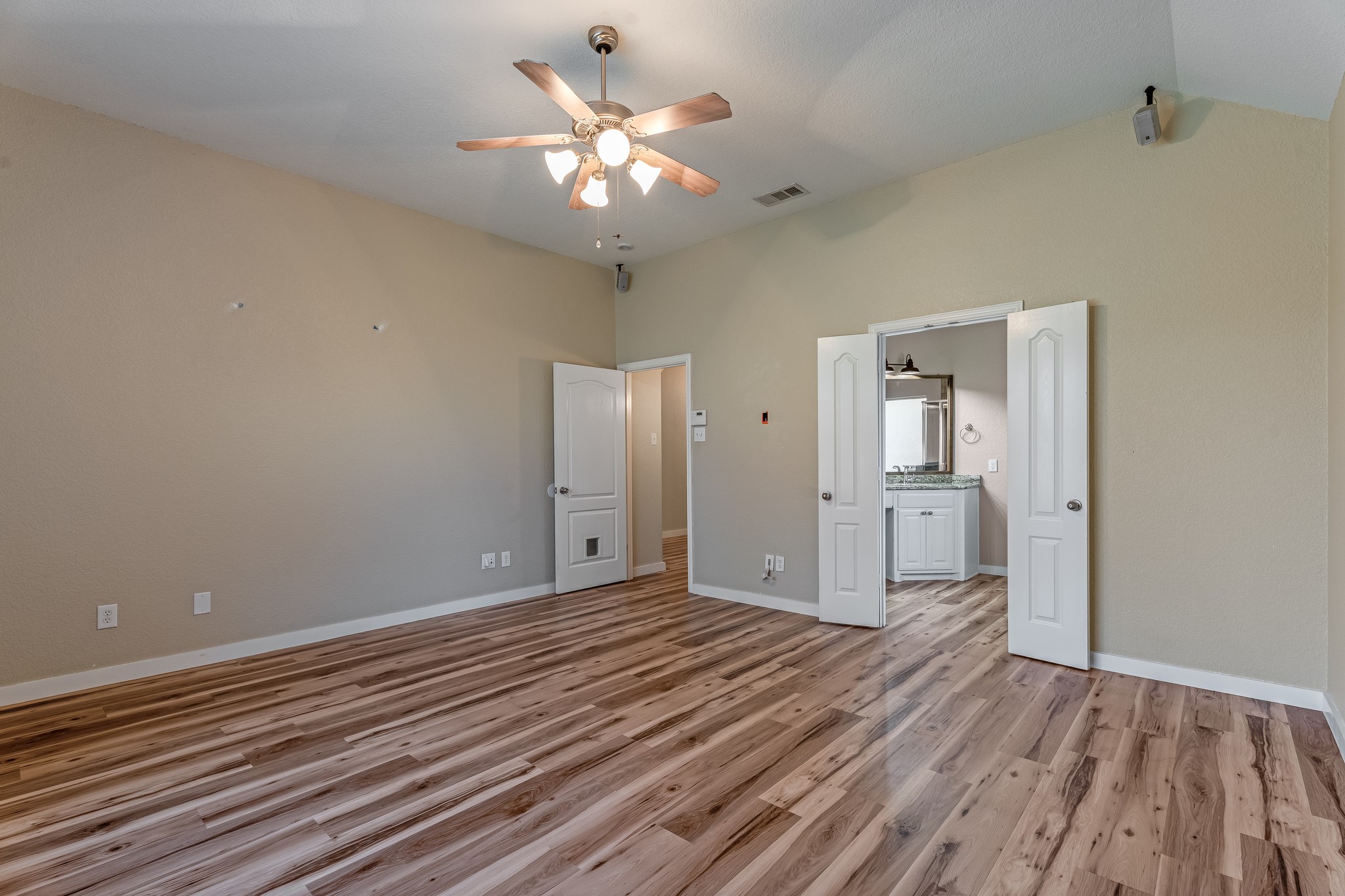 4404 Cluster Oak Court Granbury TX 76049