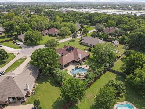4404 Cluster Oak Court Granbury TX 76049