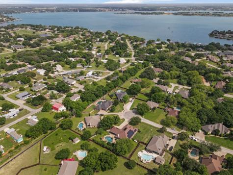 4404 Cluster Oak Court Granbury TX 76049