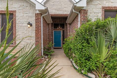 4404 Cluster Oak Court Granbury TX 76049