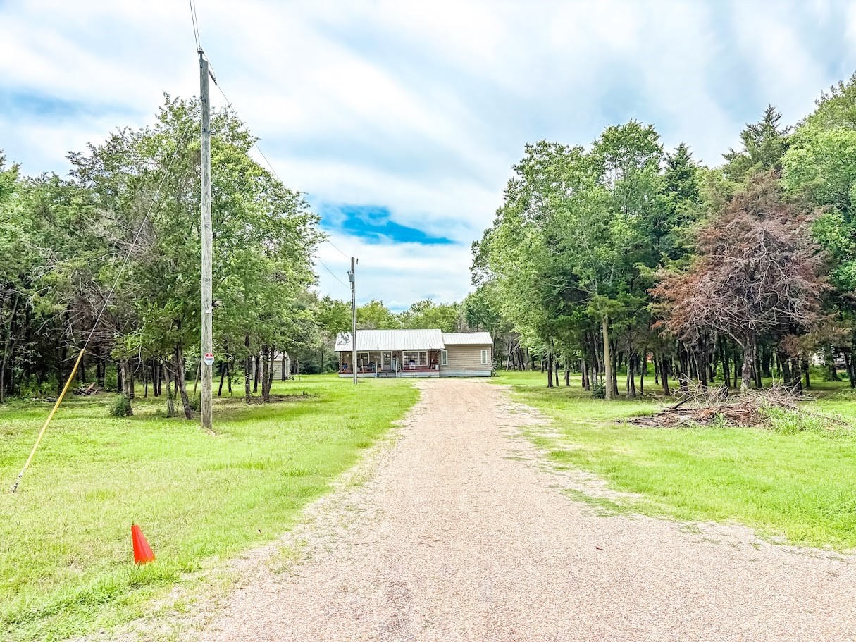 1345 Lcr 498 Mexia TX 76667