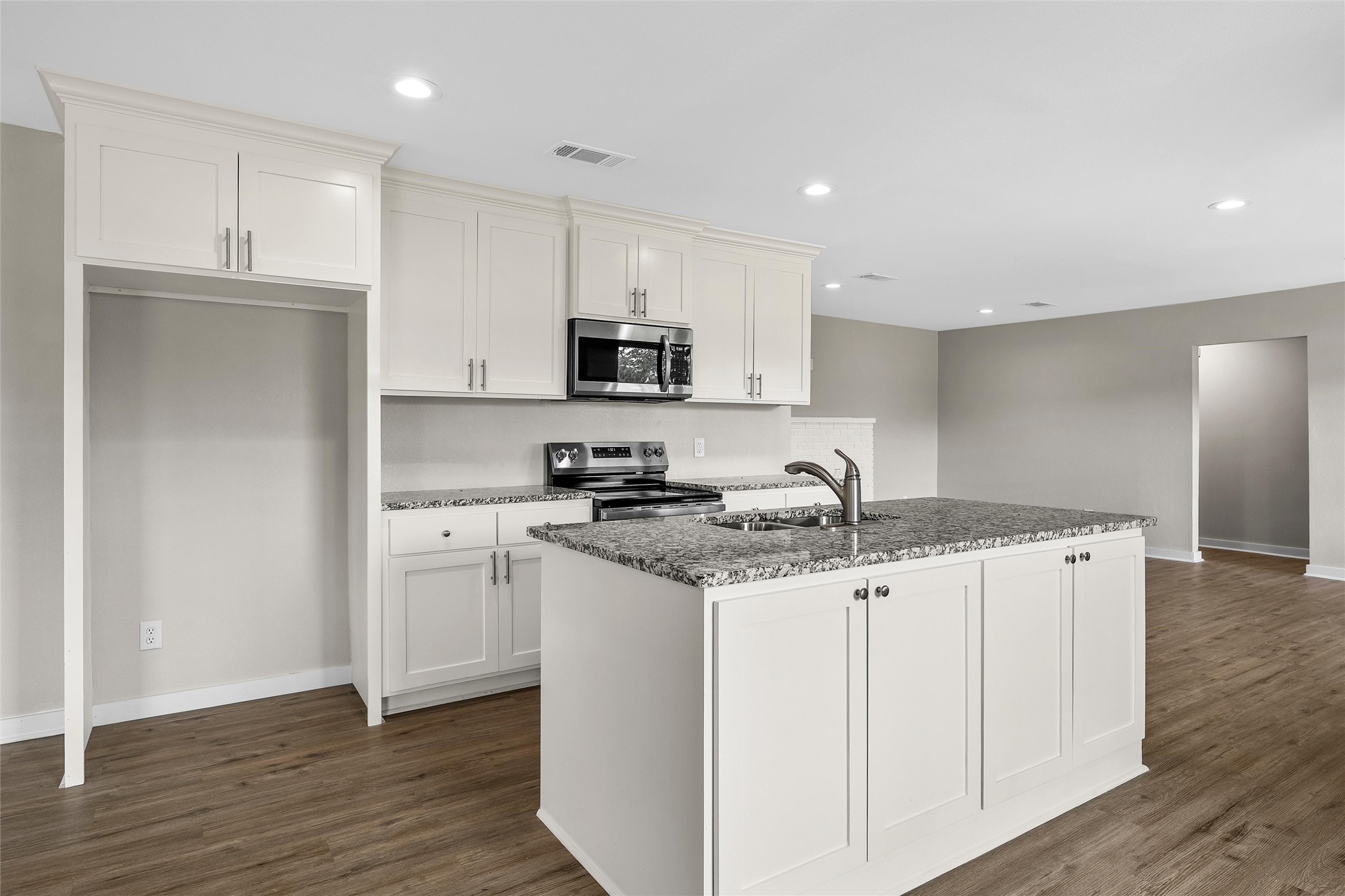 4593 E Old Axtell Road Axtell TX 76624