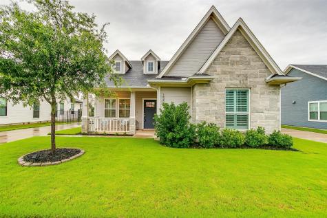 1564 Lizzie Lane Burleson TX 76028