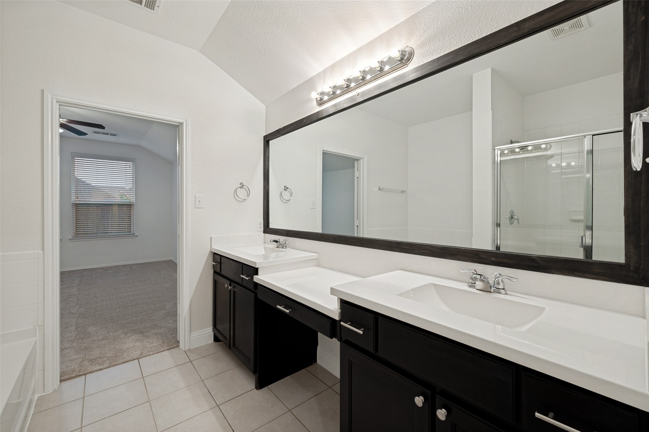 1612 Meadow Trail Lane Aubrey TX 76227