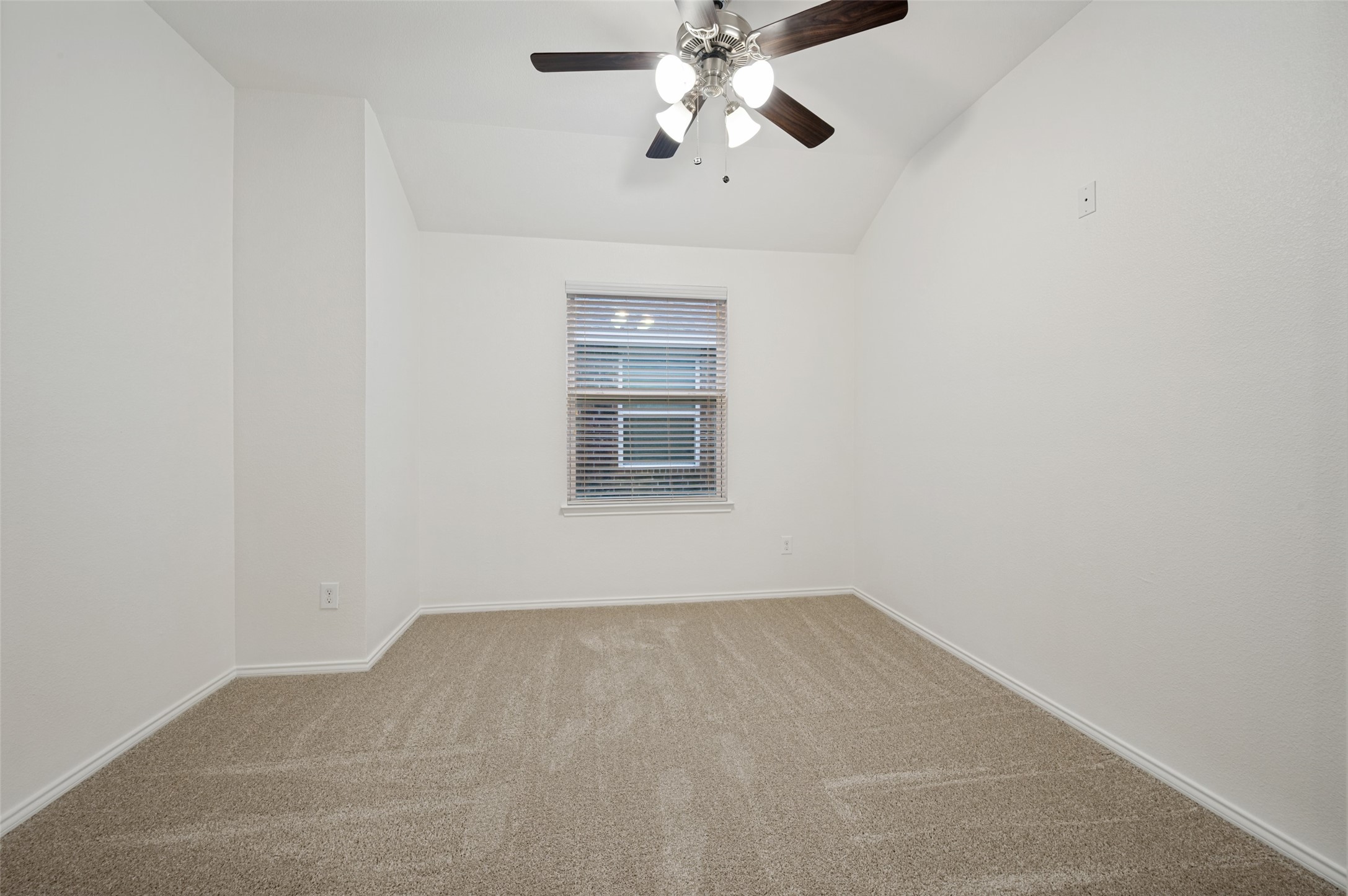1612 Meadow Trail Lane Aubrey TX 76227