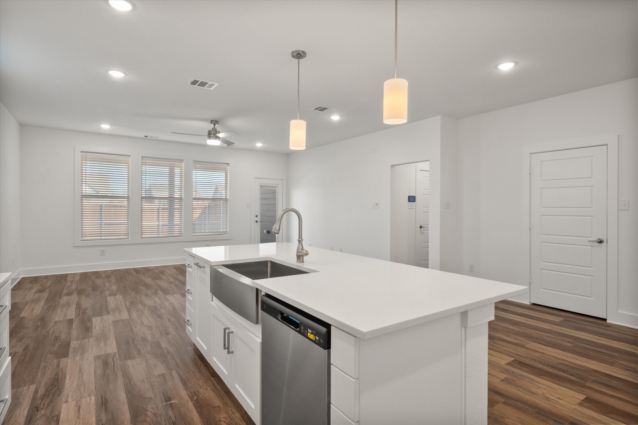 3636 Randall Terrace Grand Prairie TX 76065