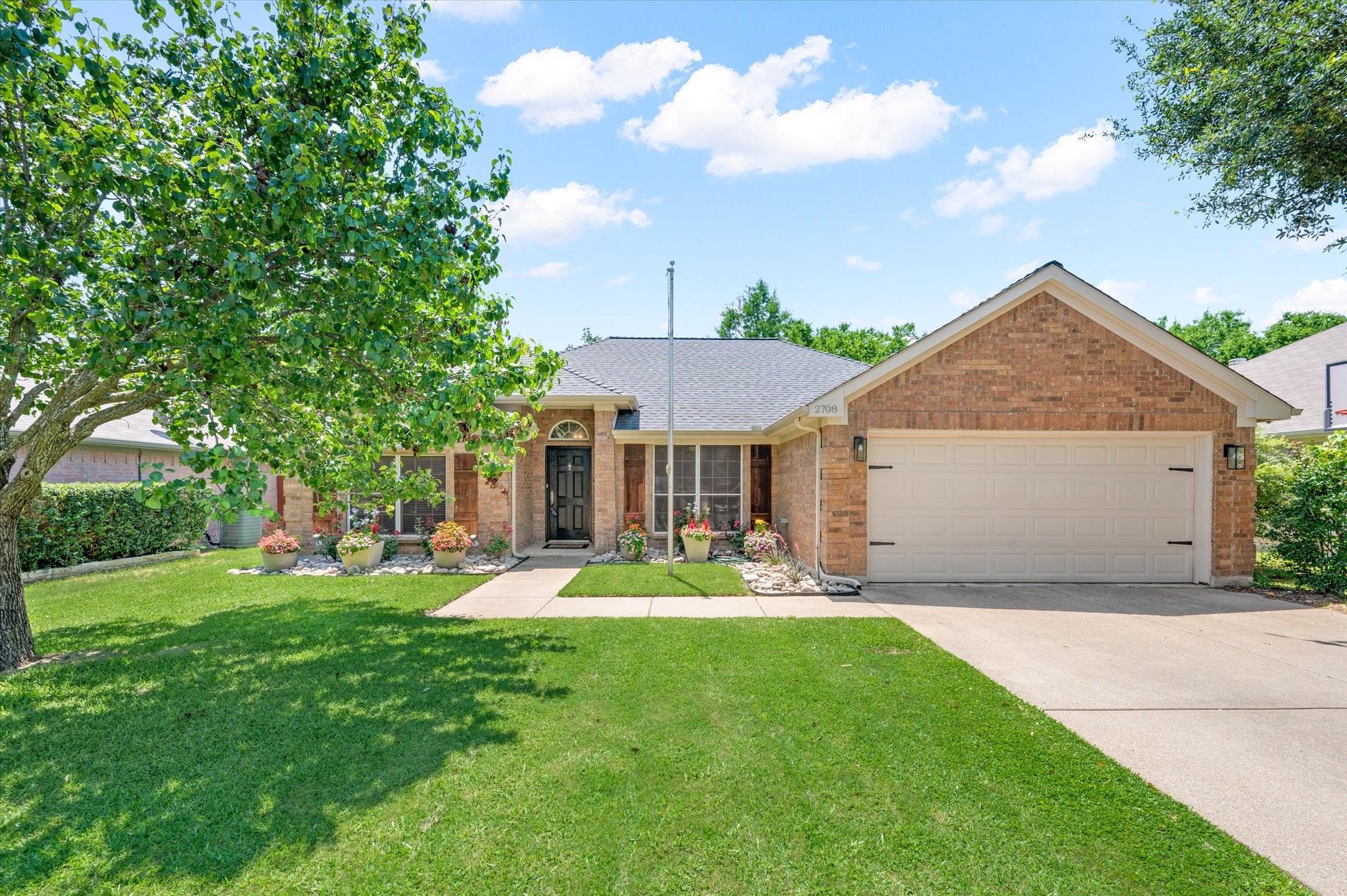 2708 Ferncrest Trail Mansfield TX 76063