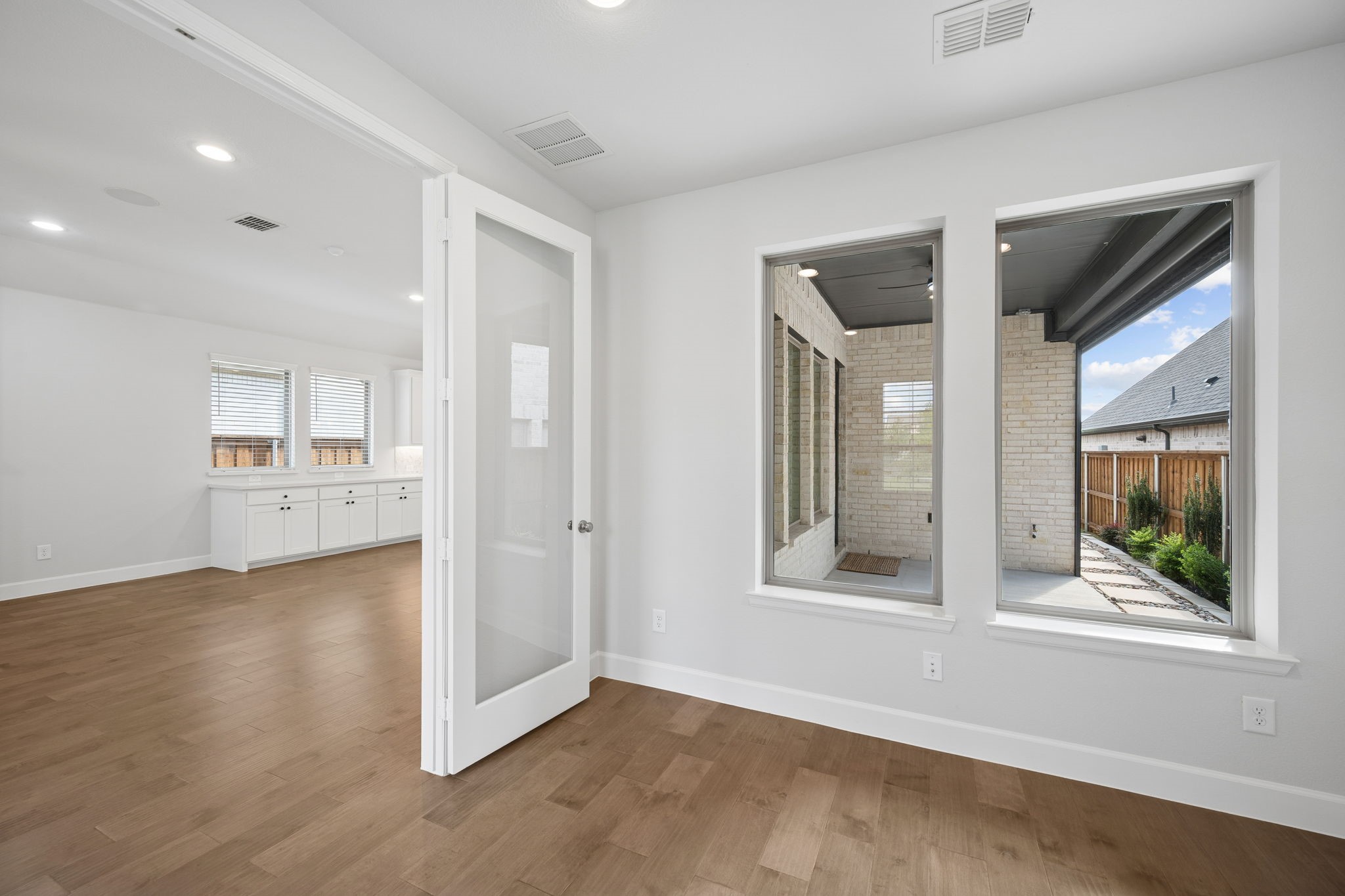 8540 Bankside The Colony TX 75056