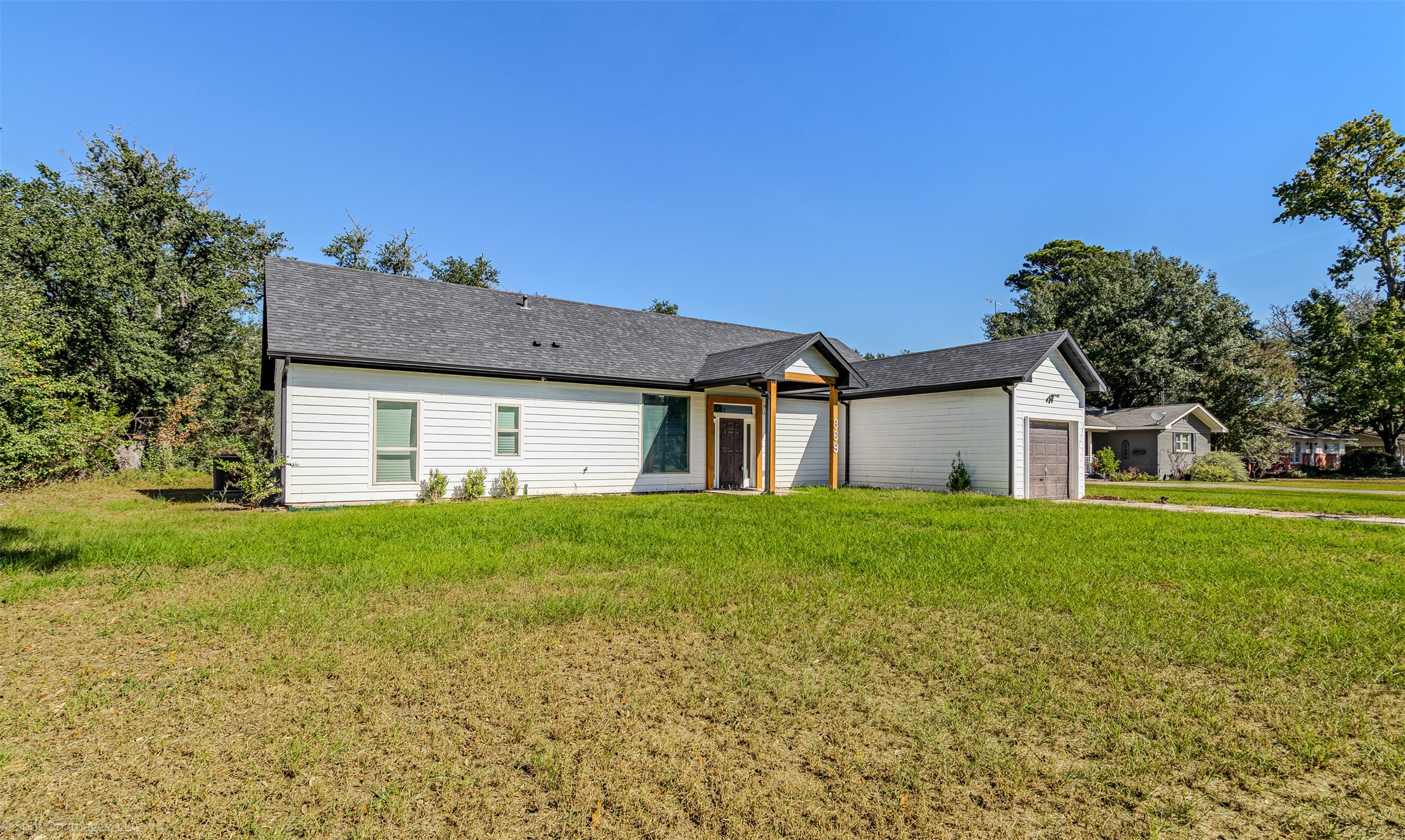 369 Pine Chase Street Van TX 75790