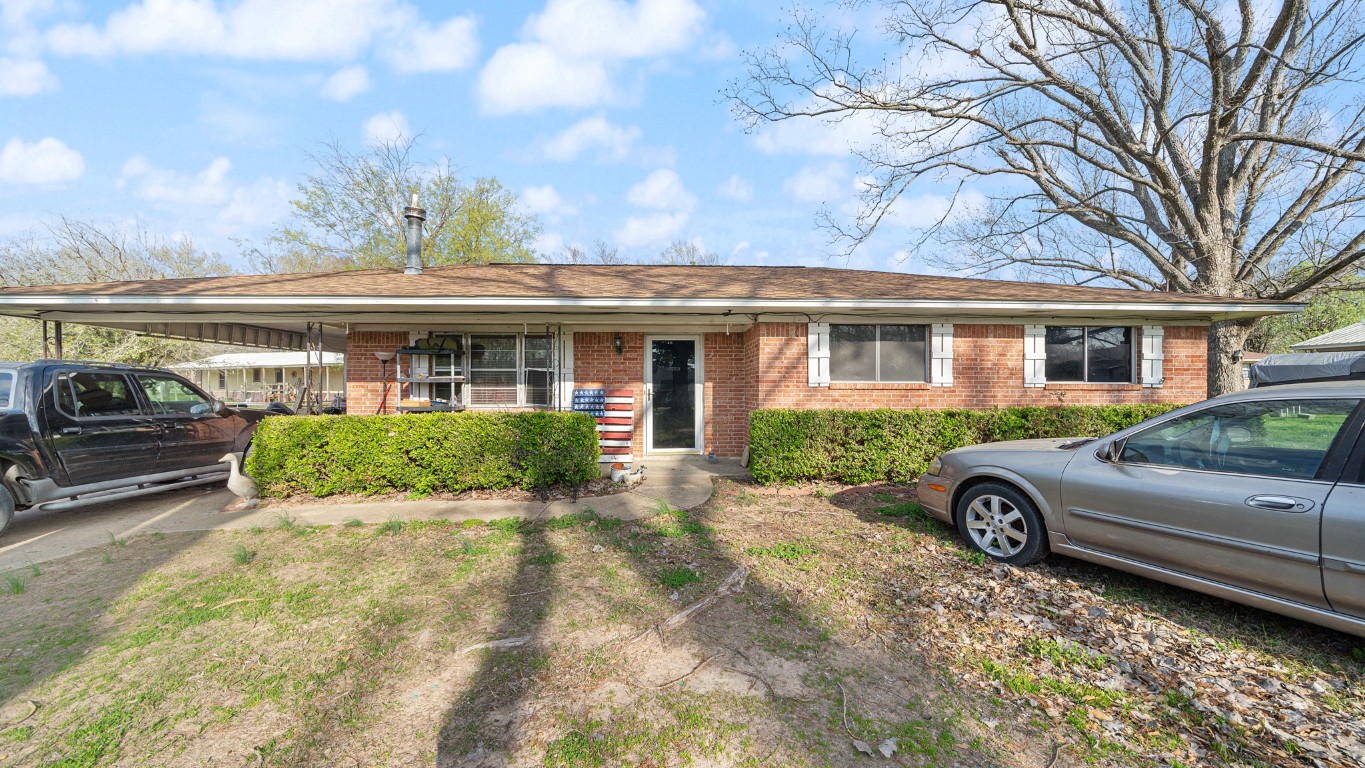 620 Ravine Street Emory TX 75440