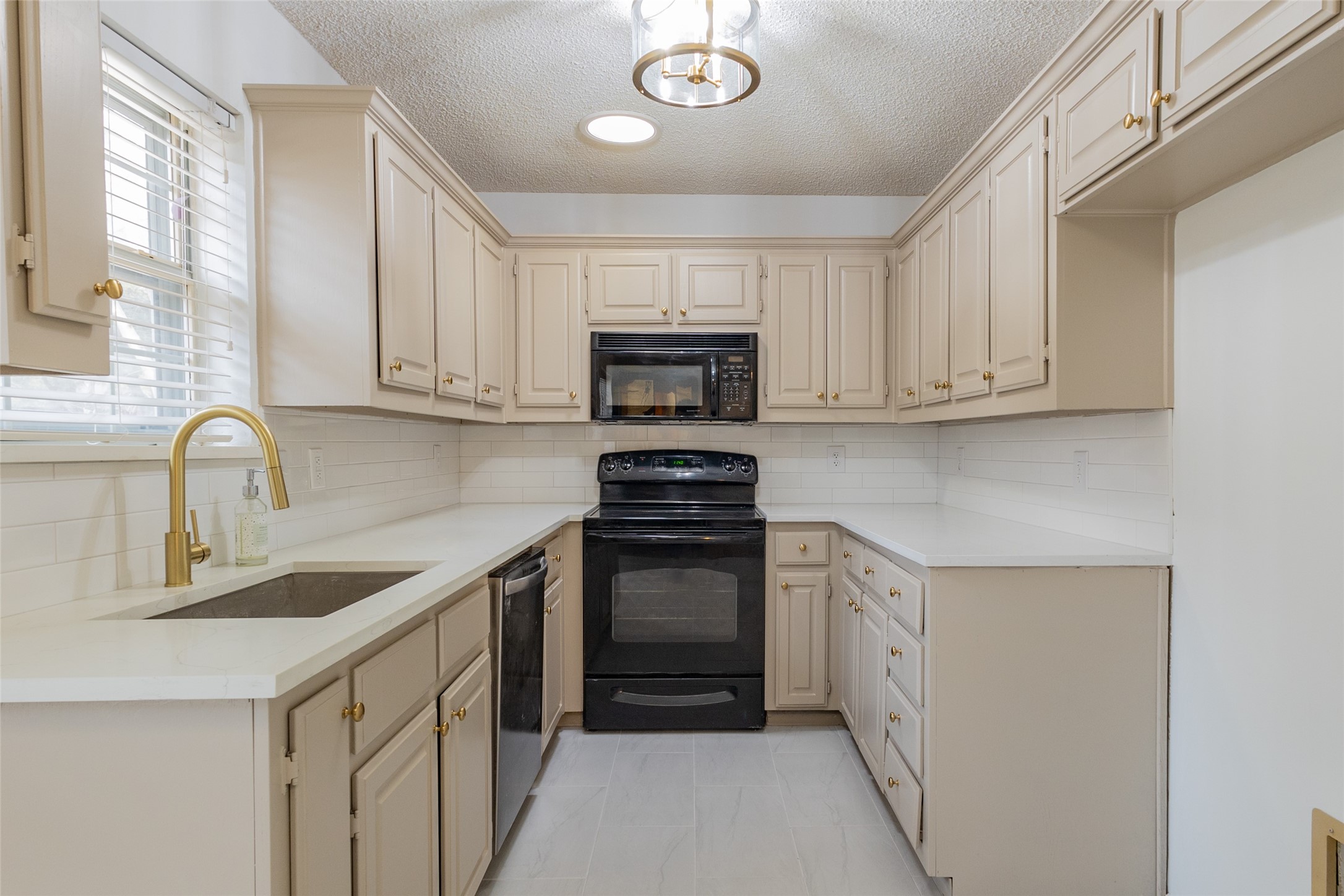 8518 Bridgewater Drive Rowlett TX 75088