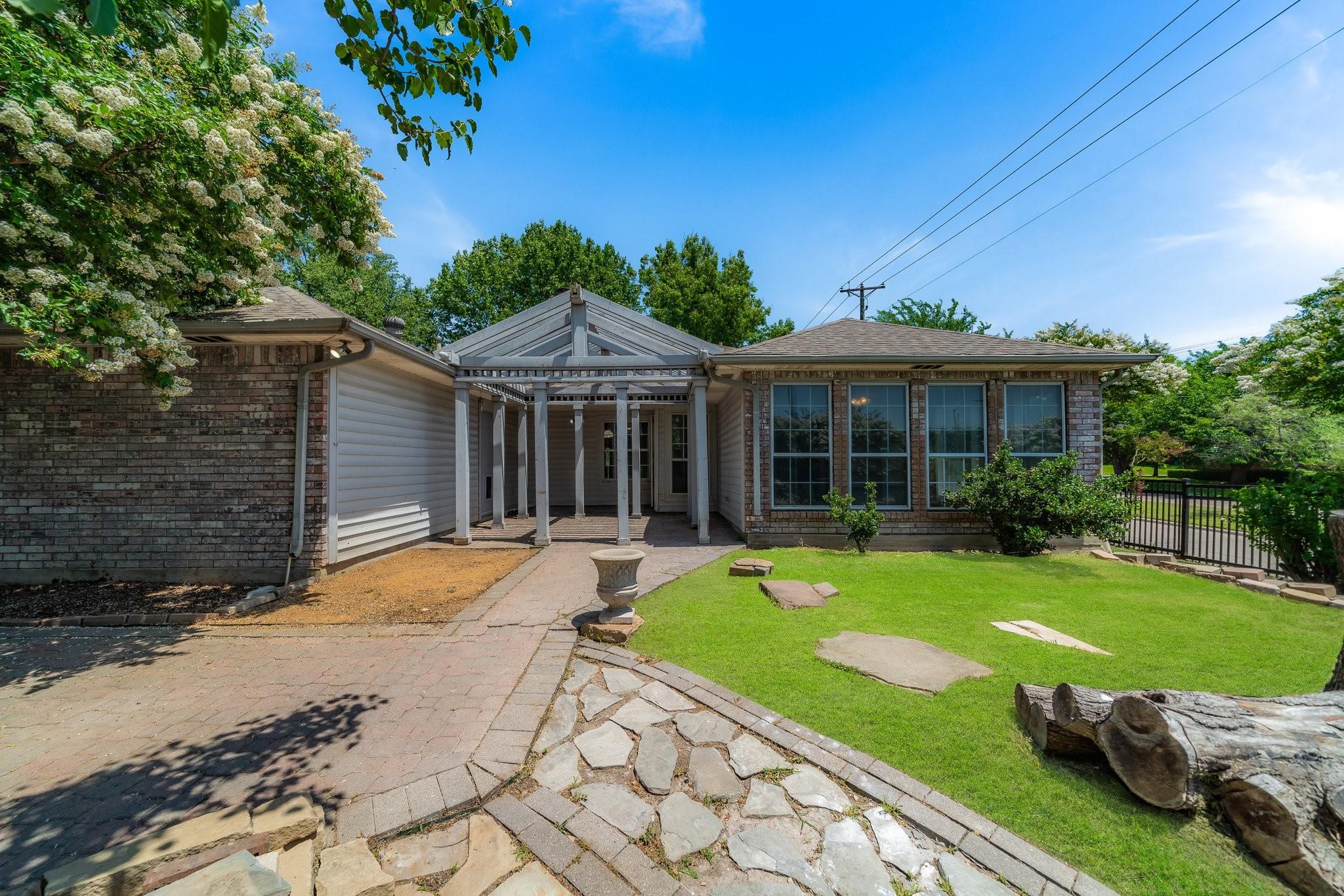 8518 Bridgewater Drive Rowlett TX 75088