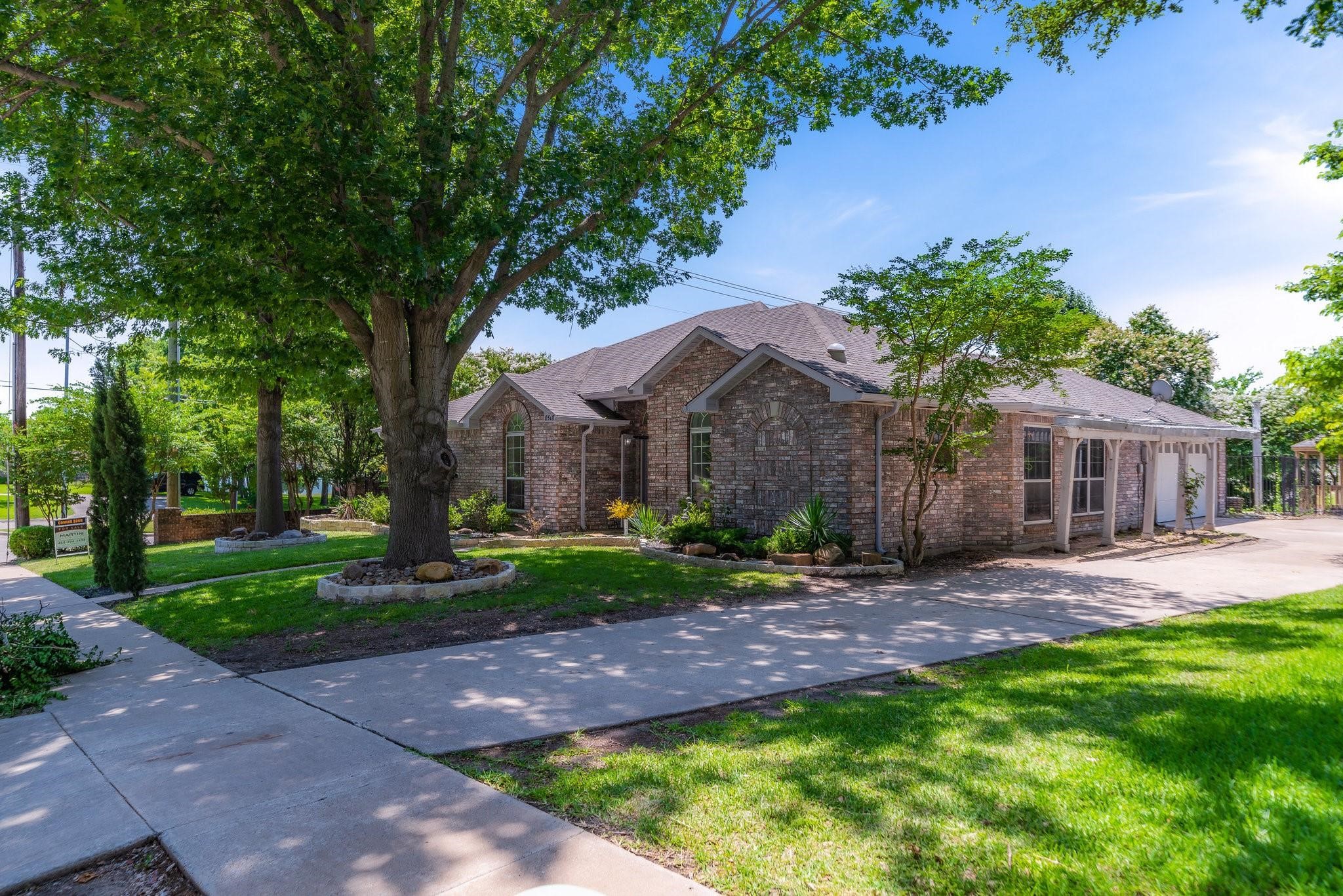 8518 Bridgewater Drive Rowlett TX 75088
