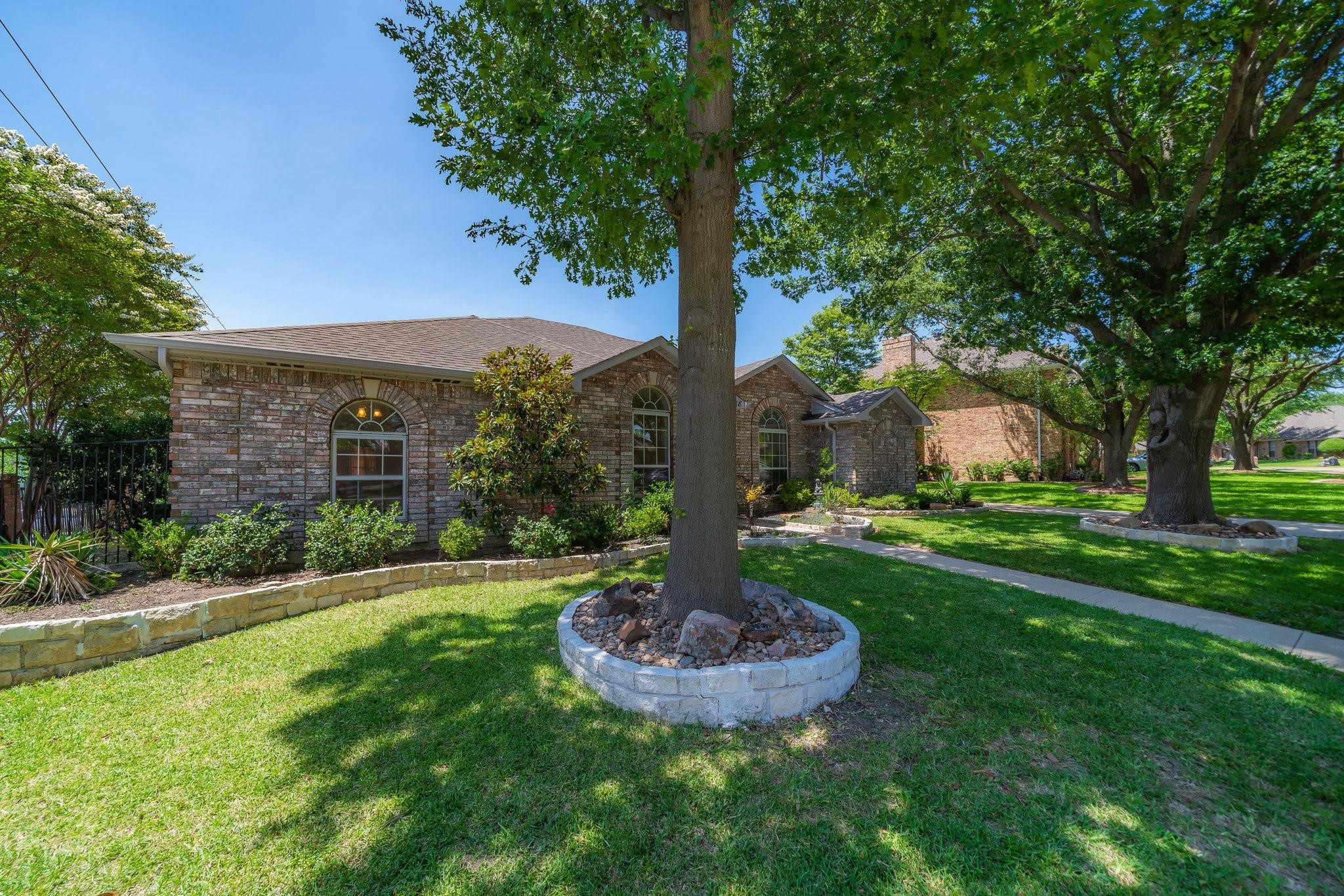 8518 Bridgewater Drive Rowlett TX 75088